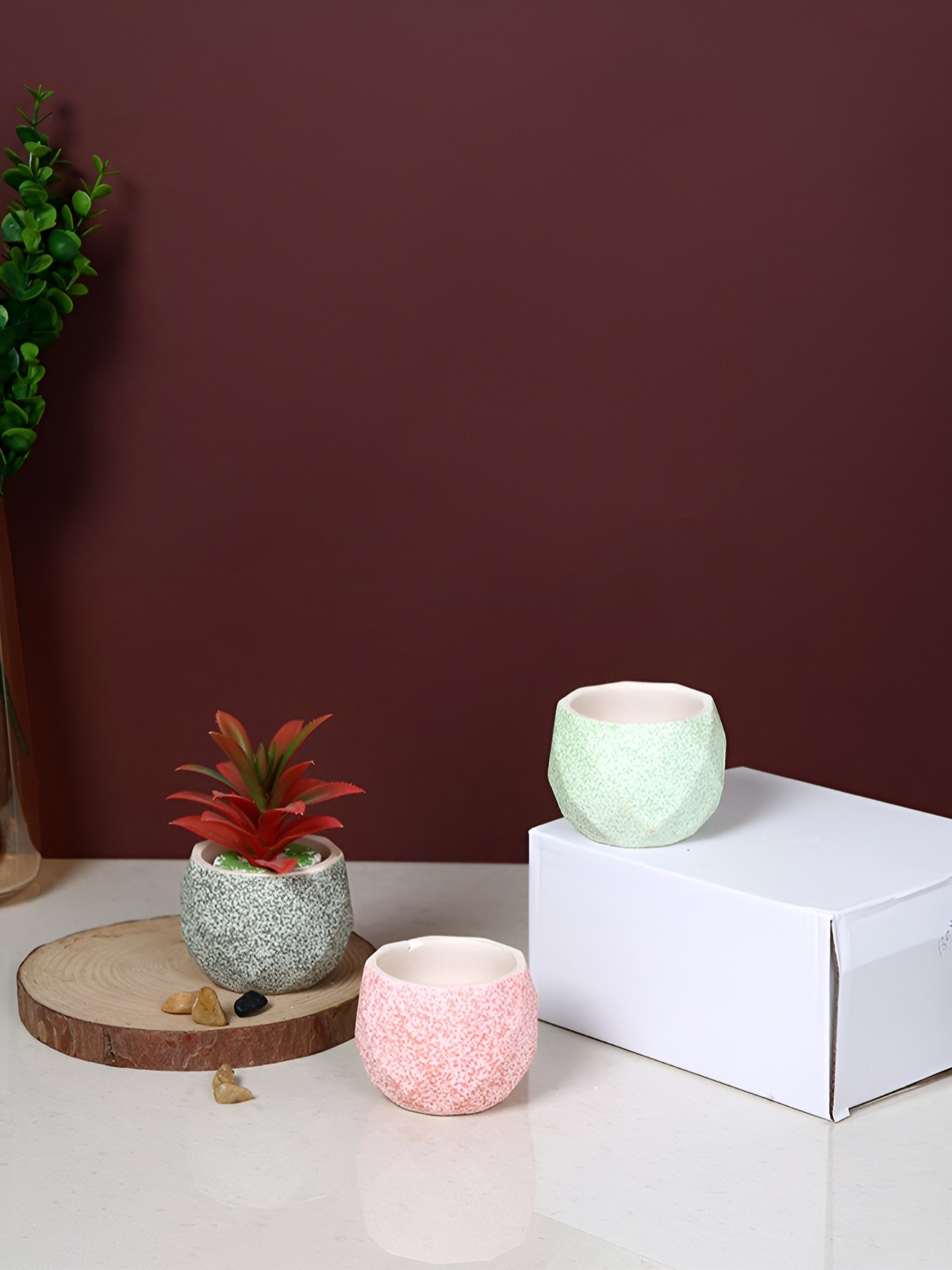 

TAYHAA Grey & Pink 3 Pieces Speckled Faceted Printed Ceramic Planters