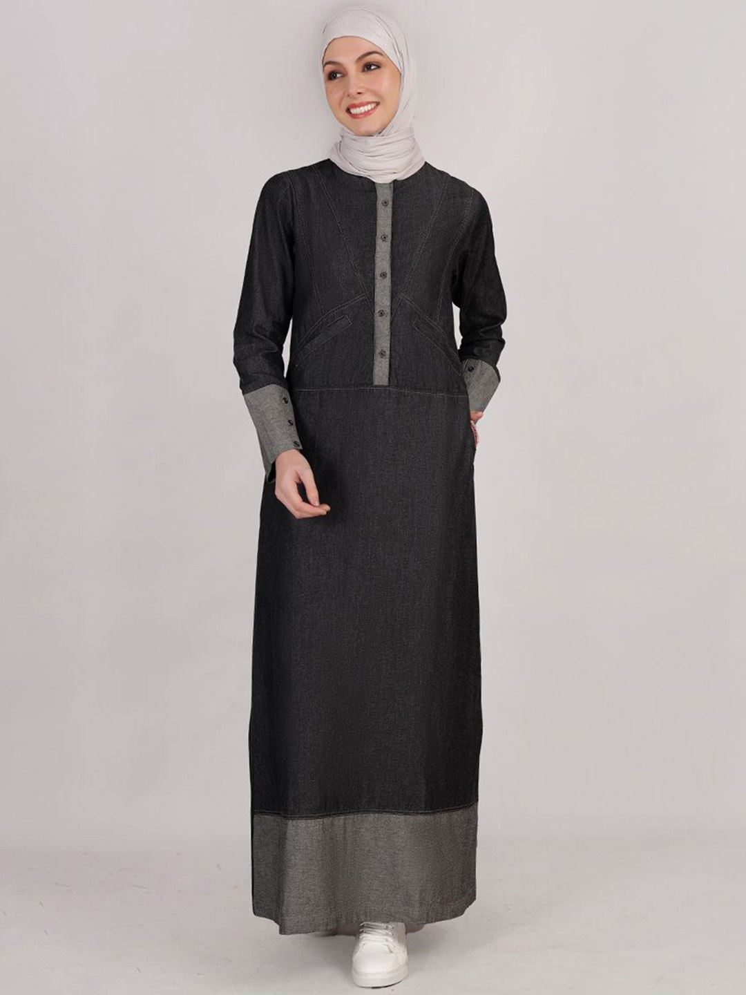 

IDH London Colourblocked Jilbab With Scarf, Black