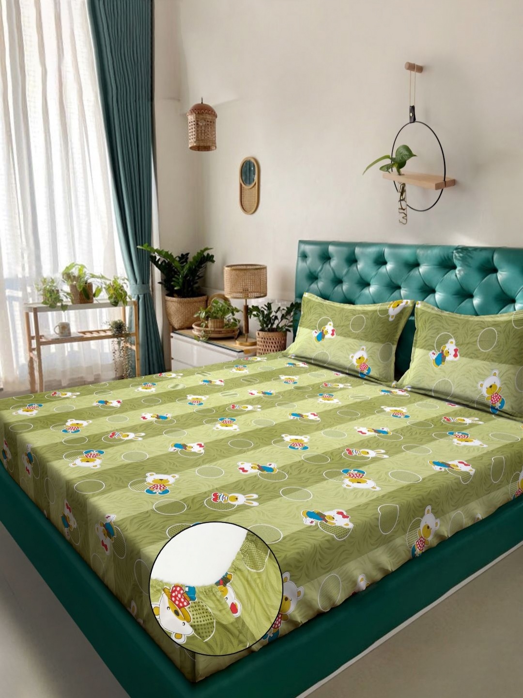 

KLOTTHE Green Cartoon Printed Pure Cotton 400 TC Double Bedsheet Set 2.5 m x 2.25 m