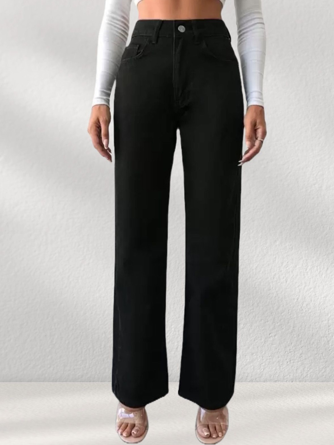 

LINARIA Women Classic Relaxed Fit Mid-Rise Cotton Jeans, Black