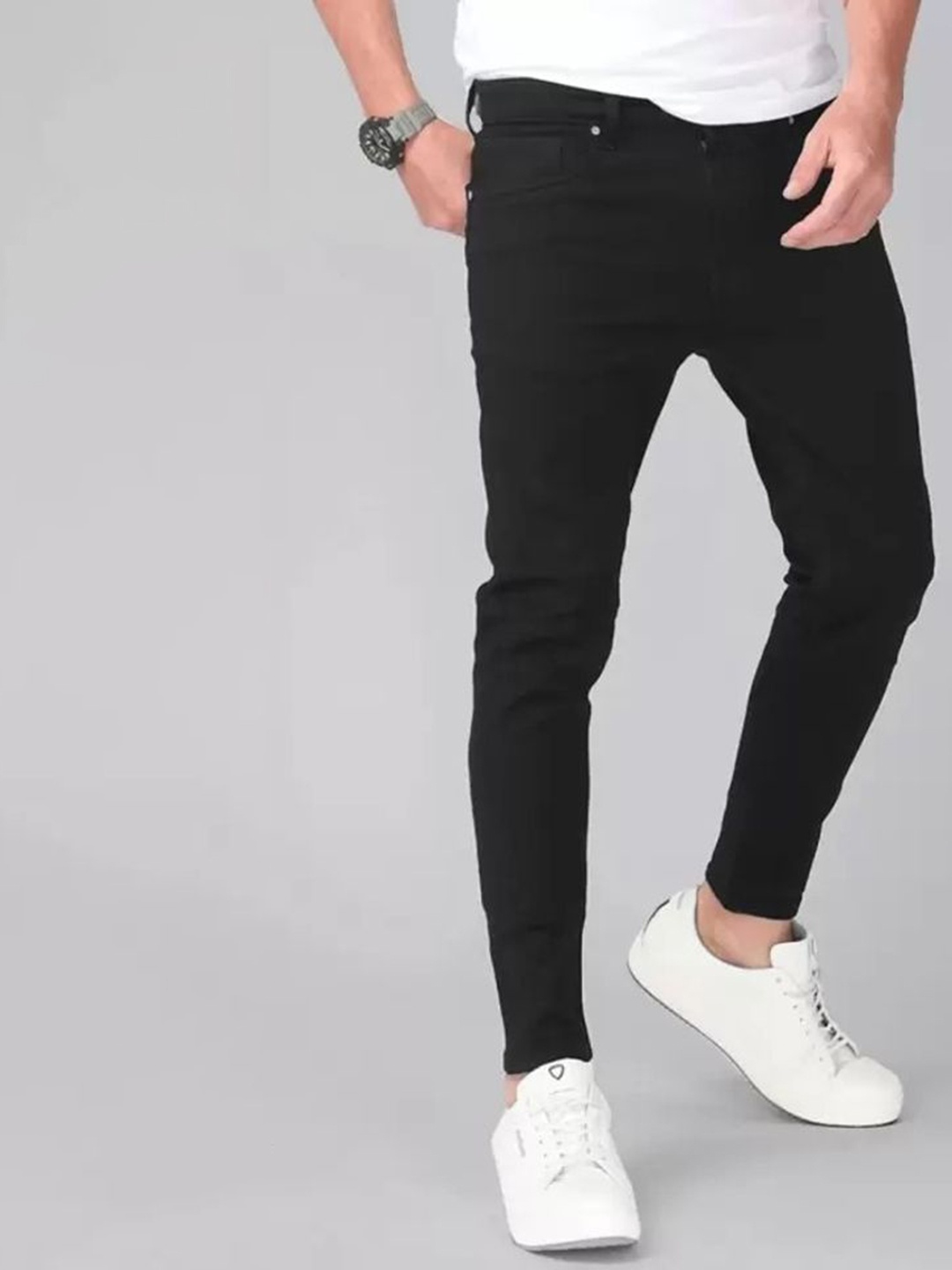 

Linaria Men Classic Slim Fit Mid-Rise Clean Look Jeans, Black