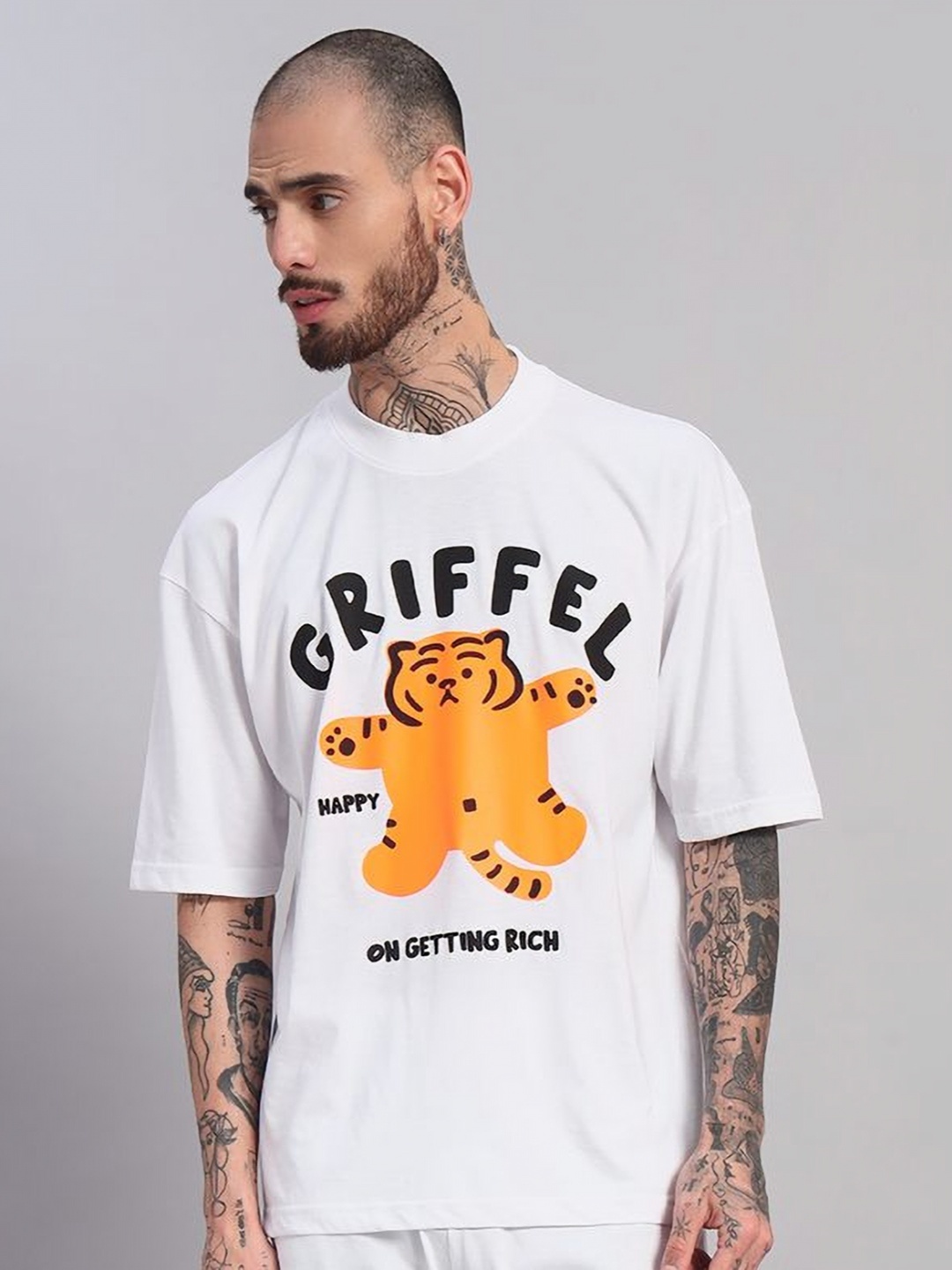 

GRIFFEL Men Printed Drop-Shoulder Sleeves Ultralite T-shirt, White