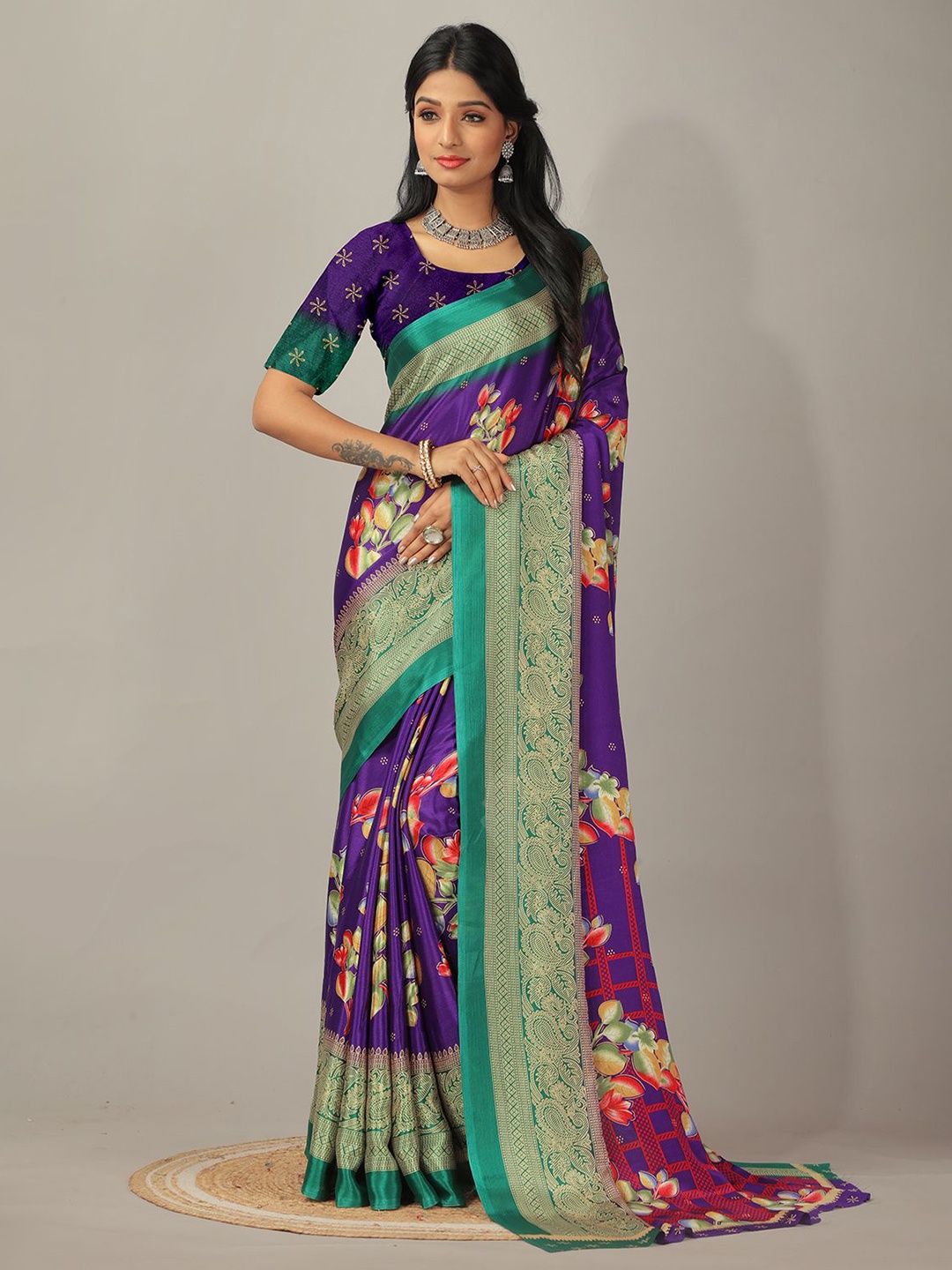 

VIRENDRA TEXTILES Floral Pure Crepe Saree, Purple