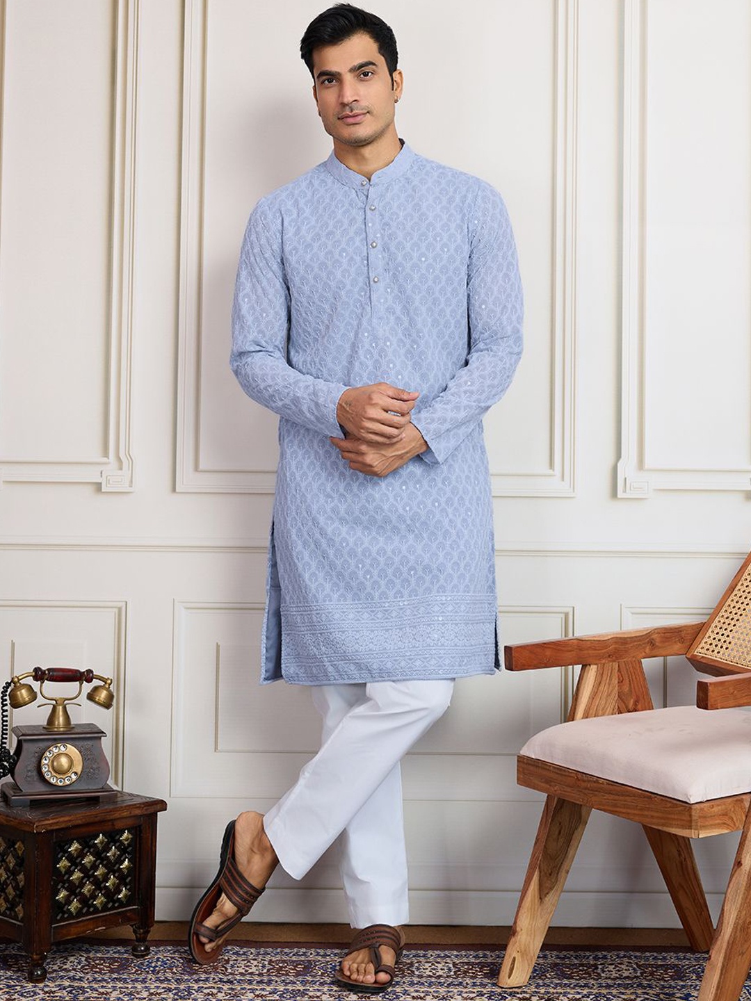 

The Roadster Lifestyle Co Ethnic Motifs Embroidered Band Collar Straight Kurta, Blue