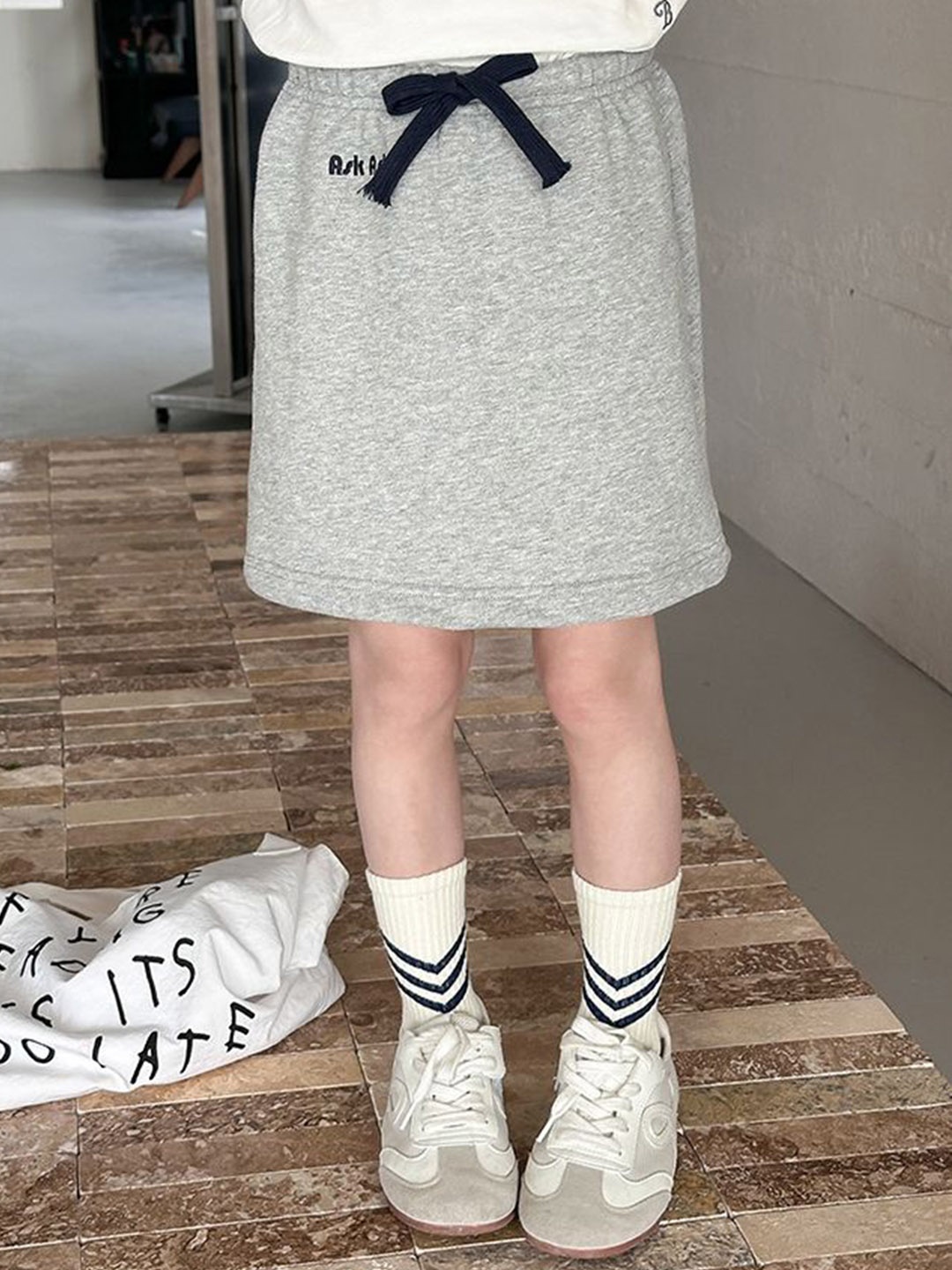 

LULU & SKY Girls Heathered Pure Cotton Drawstring-Waist Above Knee Skirt, Grey