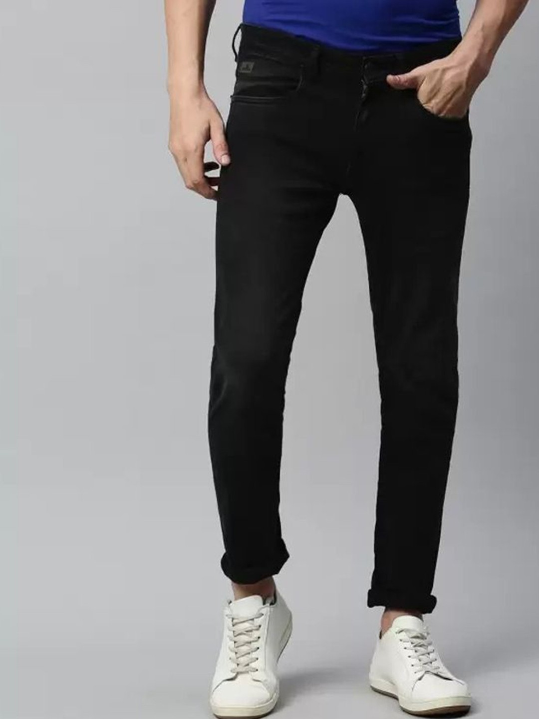 

LINARIA Men Classic Slim Fit Low Distress Jeans, Black
