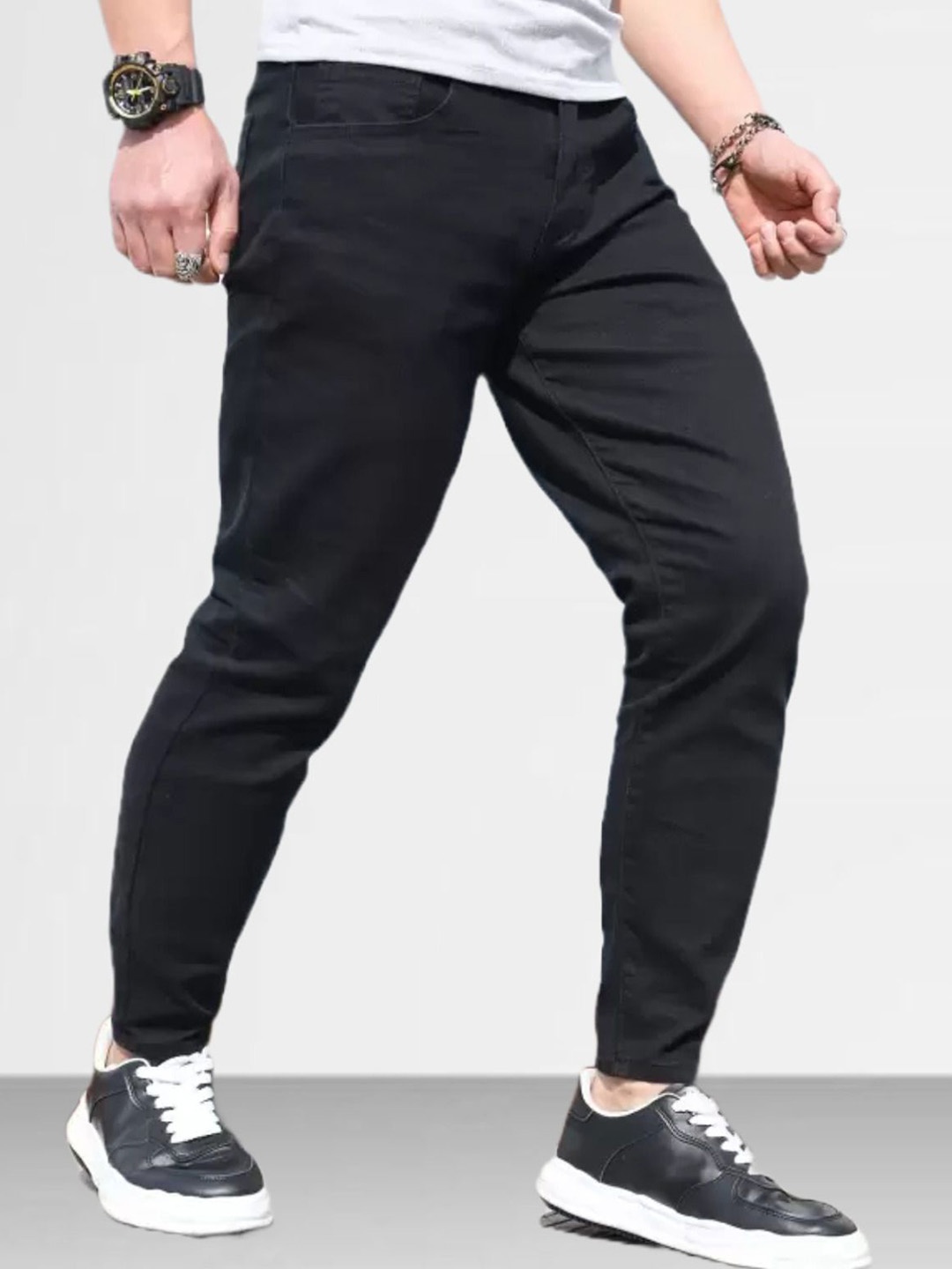 

LINARIA Men Classic Tapered Fit Stretchable Jeans, Black