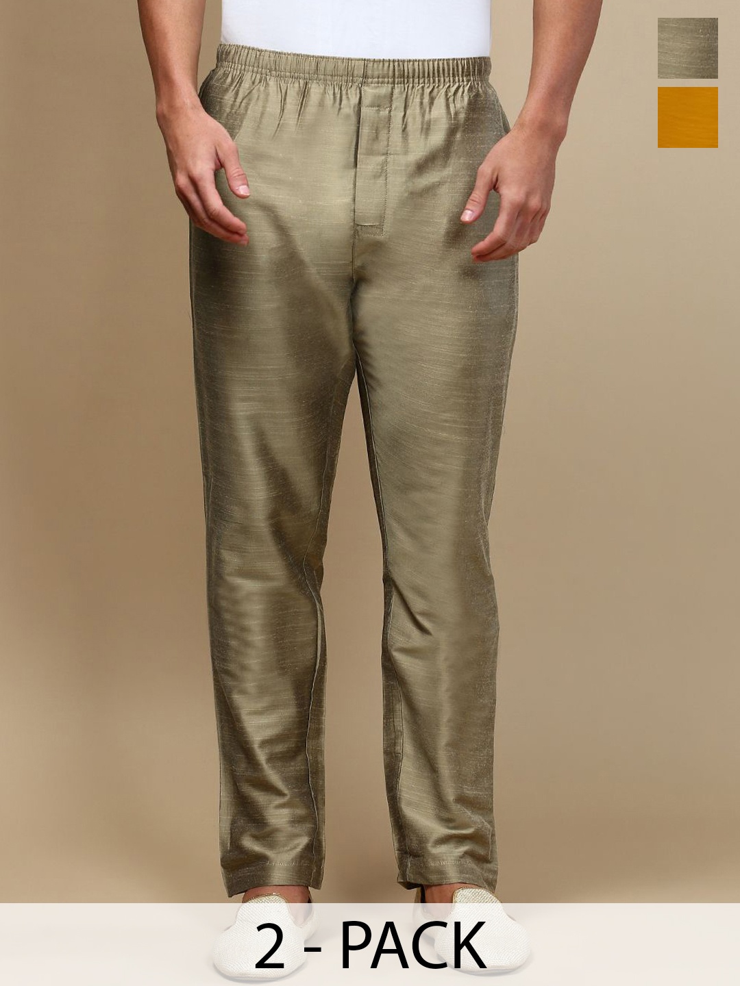 

WHITE HEART Men Pack Of 2 Mid Rise Slip-On Buttoned Pyjamas, Gold
