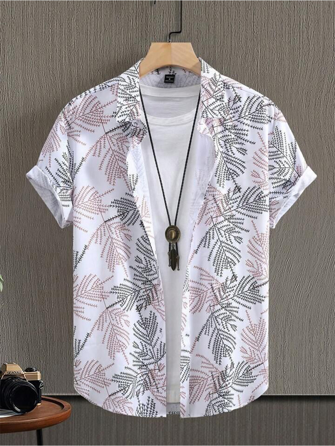 

Metronaut Men Regular Fit Spread Collar Floral Printed Elastane Casual Shirt, White