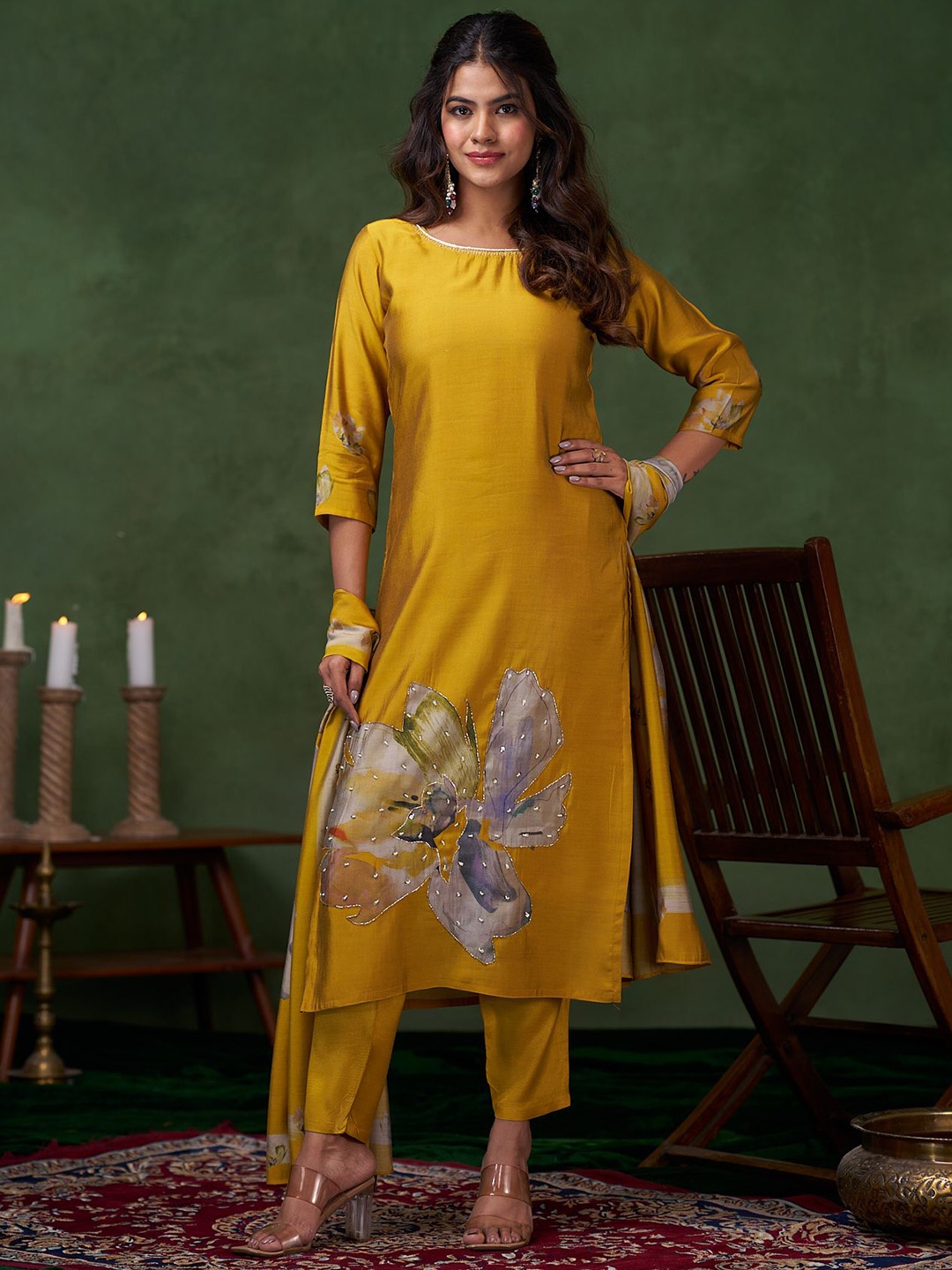 

Anouk Floral Printed Sequnnied Straight Kurta With Trousers & Dupatta, Yellow