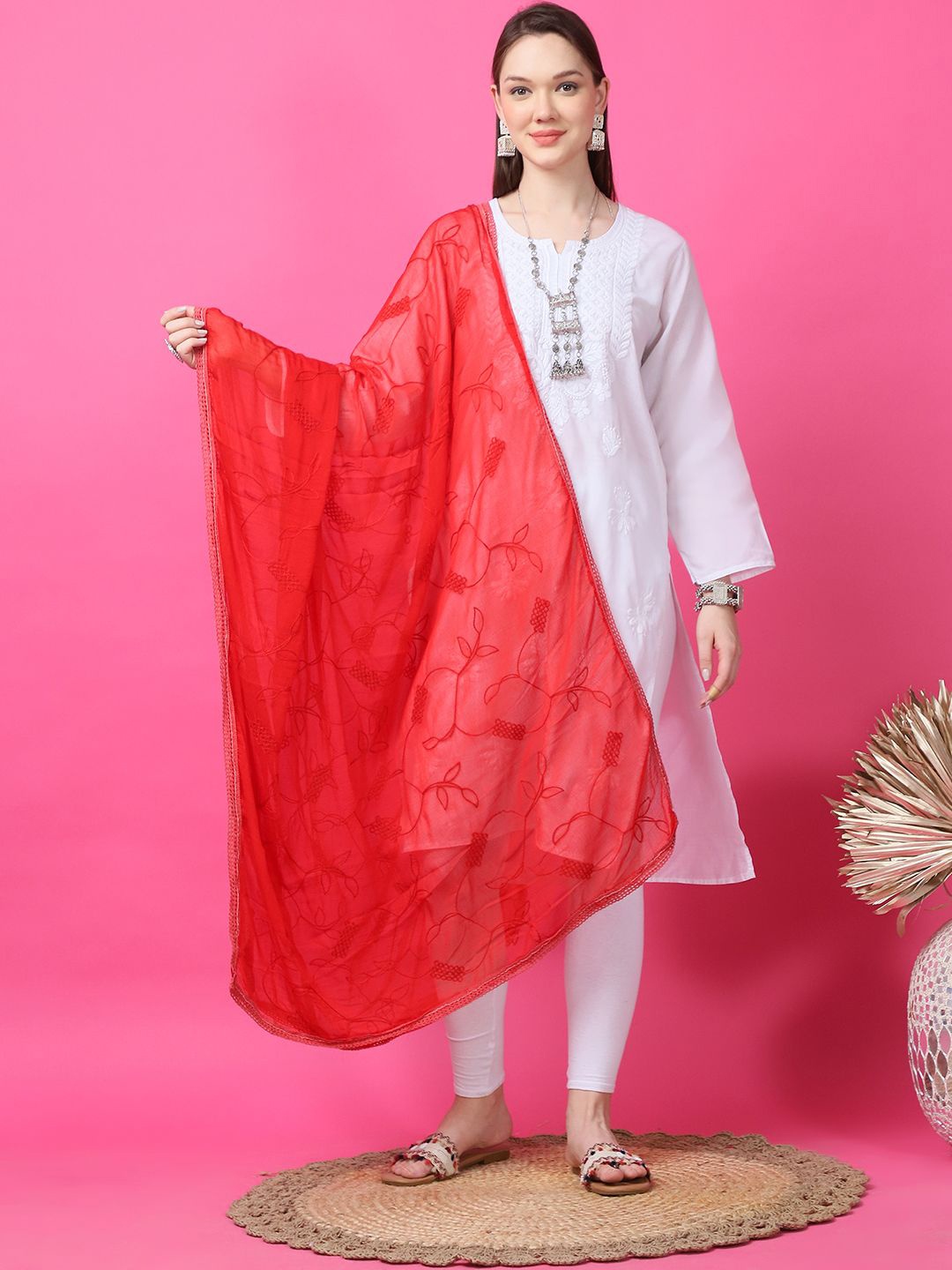 

LOOM LEGACY Floral Embroidered Dupatta, Red