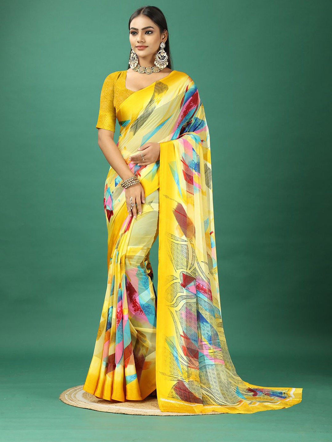 

VIRENDRA TEXTILES Satin Saree, Yellow