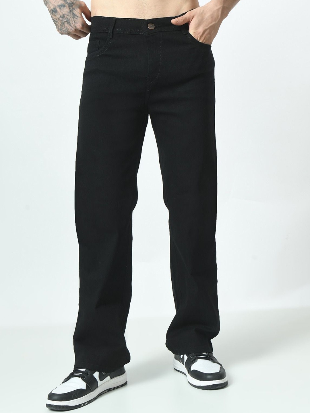 

LINARIA Men Classic Relaxed Fit Stretchable Mid-Rise Jeans, Black