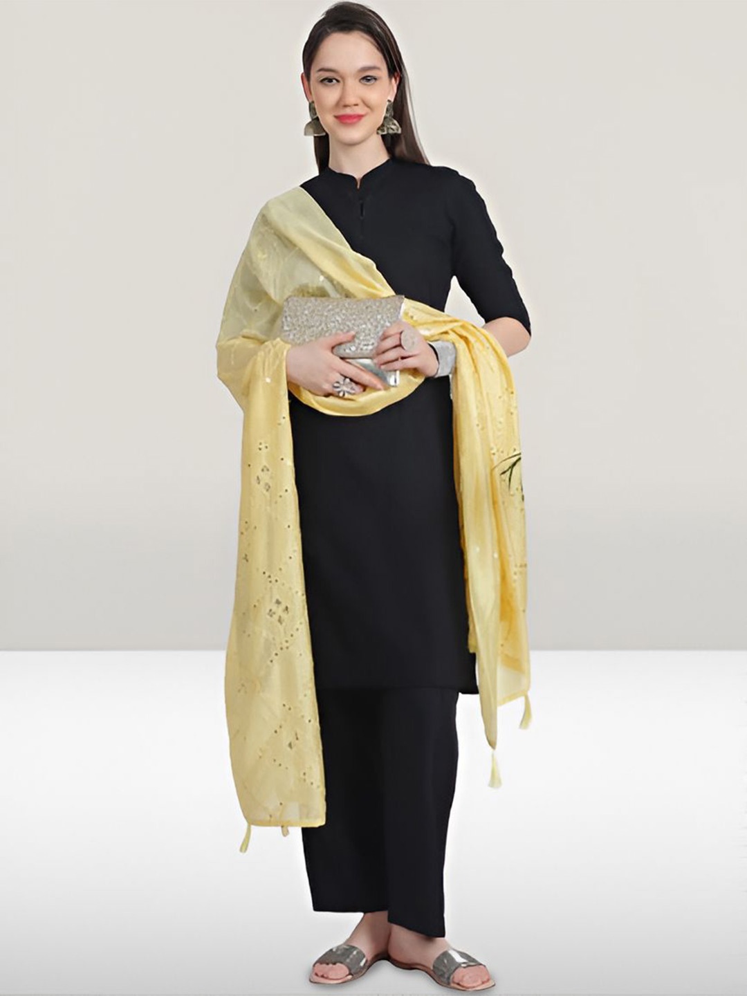 

LOOM LEGACY Floral Embroidered Sequinned Chiffon Dupatta, Gold