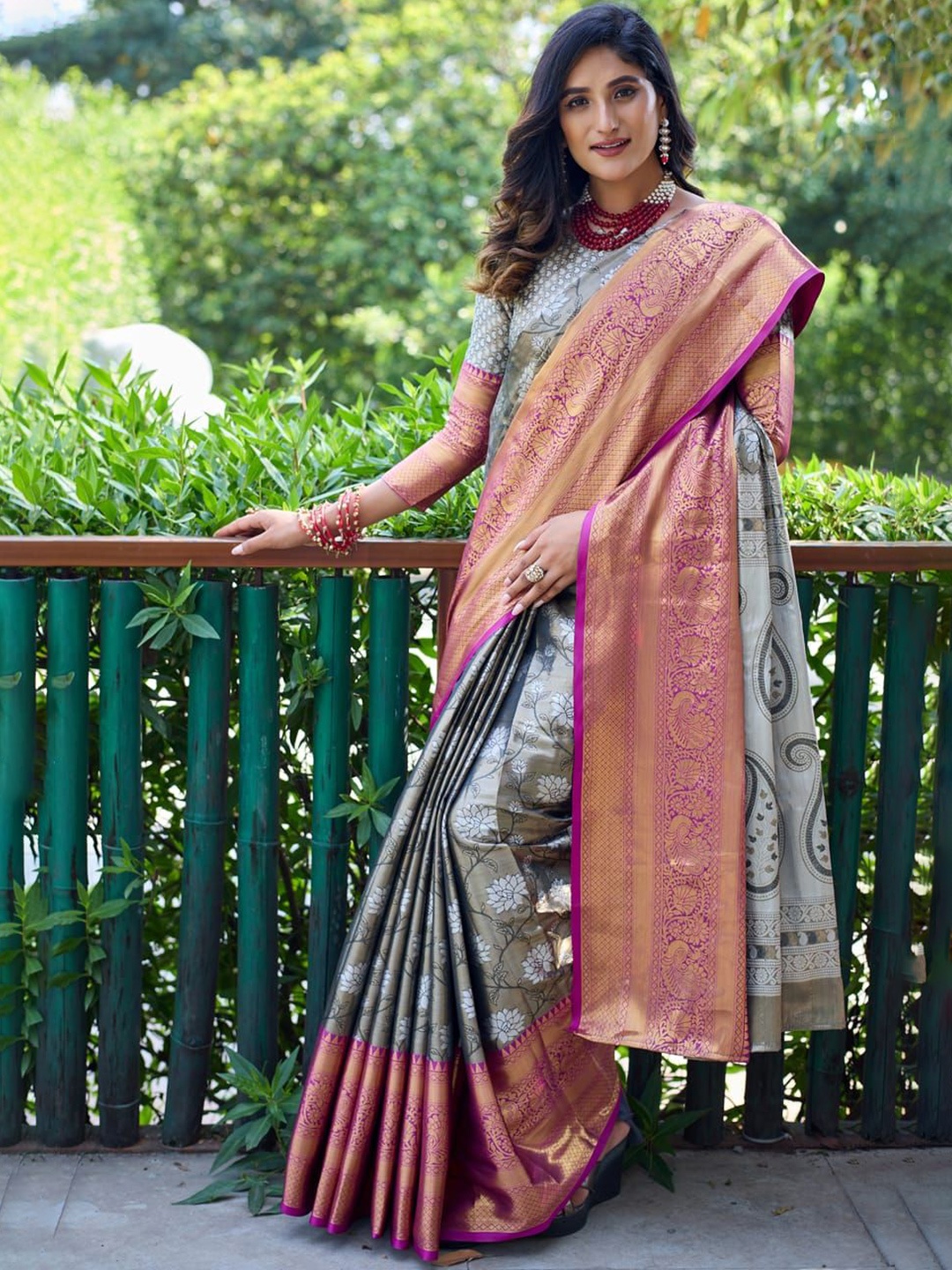 

House of Pataudi Ethnic Motifs Banarasi Saree, Grey