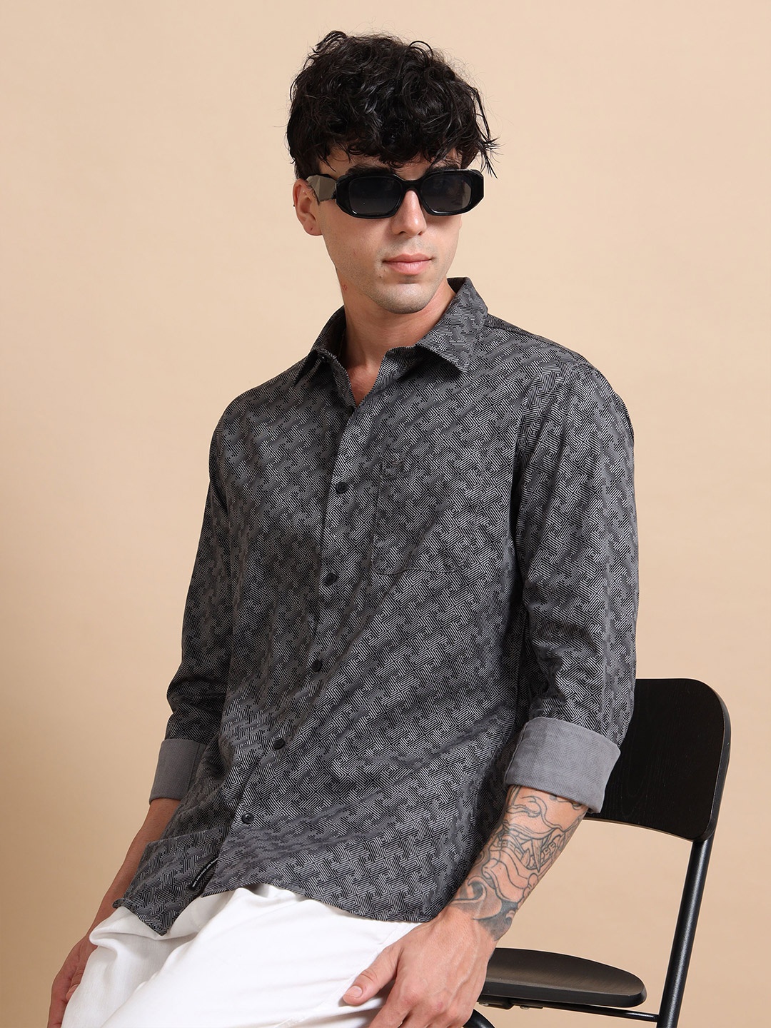 

RIGS AND RAGS Men Classic Fit Spread Collar Geometric Printed Cotton Casual Shirt, Grey
