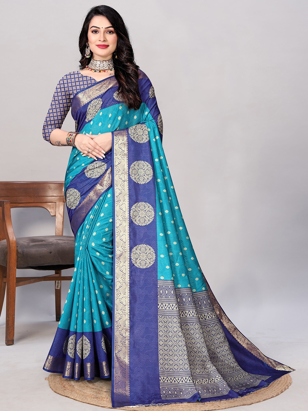 

VIRENDRA TEXTILES Woven Design Zari Pure Crepe Saree, Blue