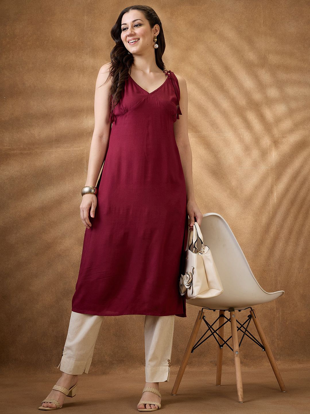 

Globus Tie-Up Neck A-Line Fusion Kurta, Maroon