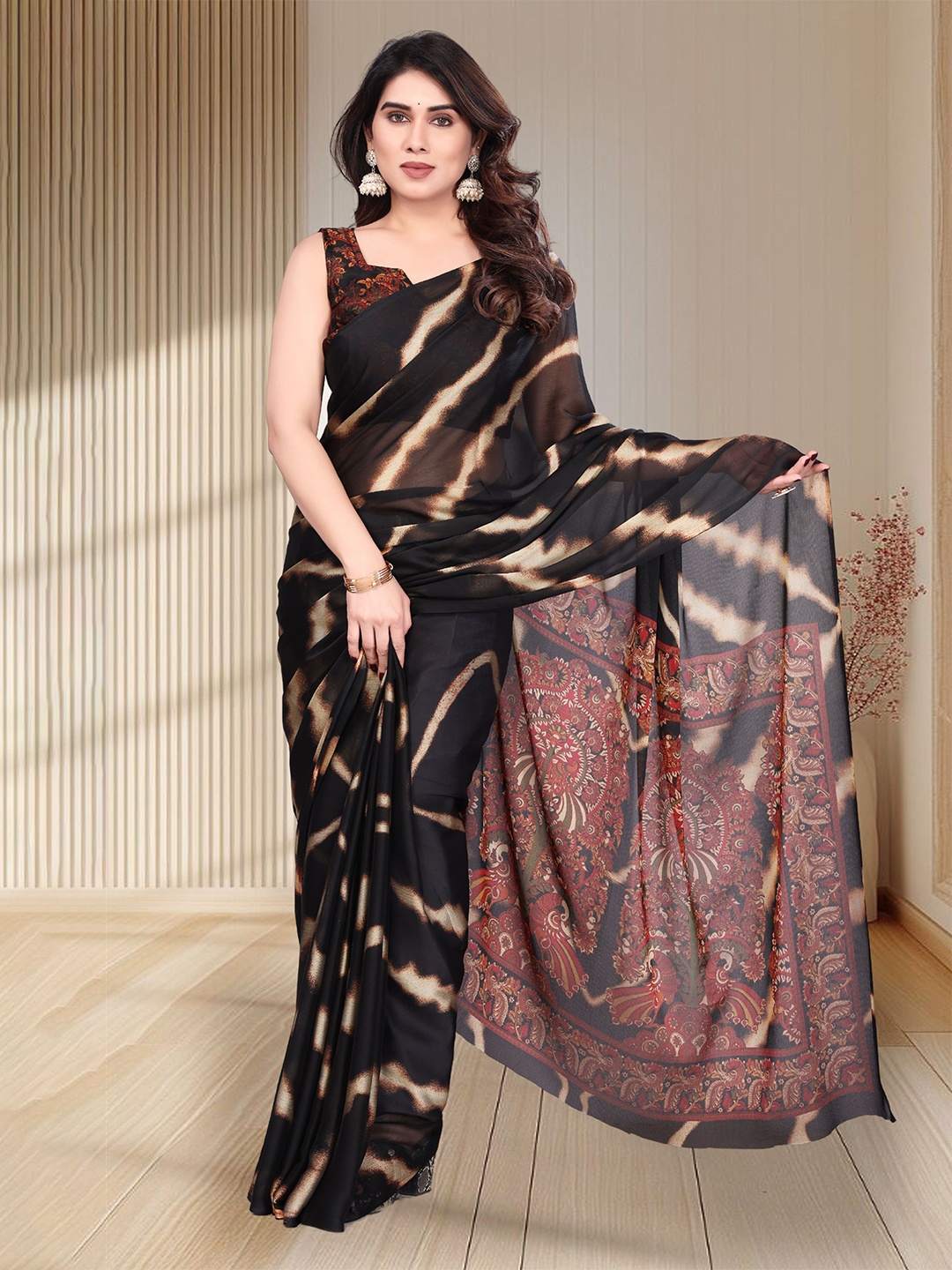 

SUPERLAXMI Striped Pure Chiffon Saree, Black