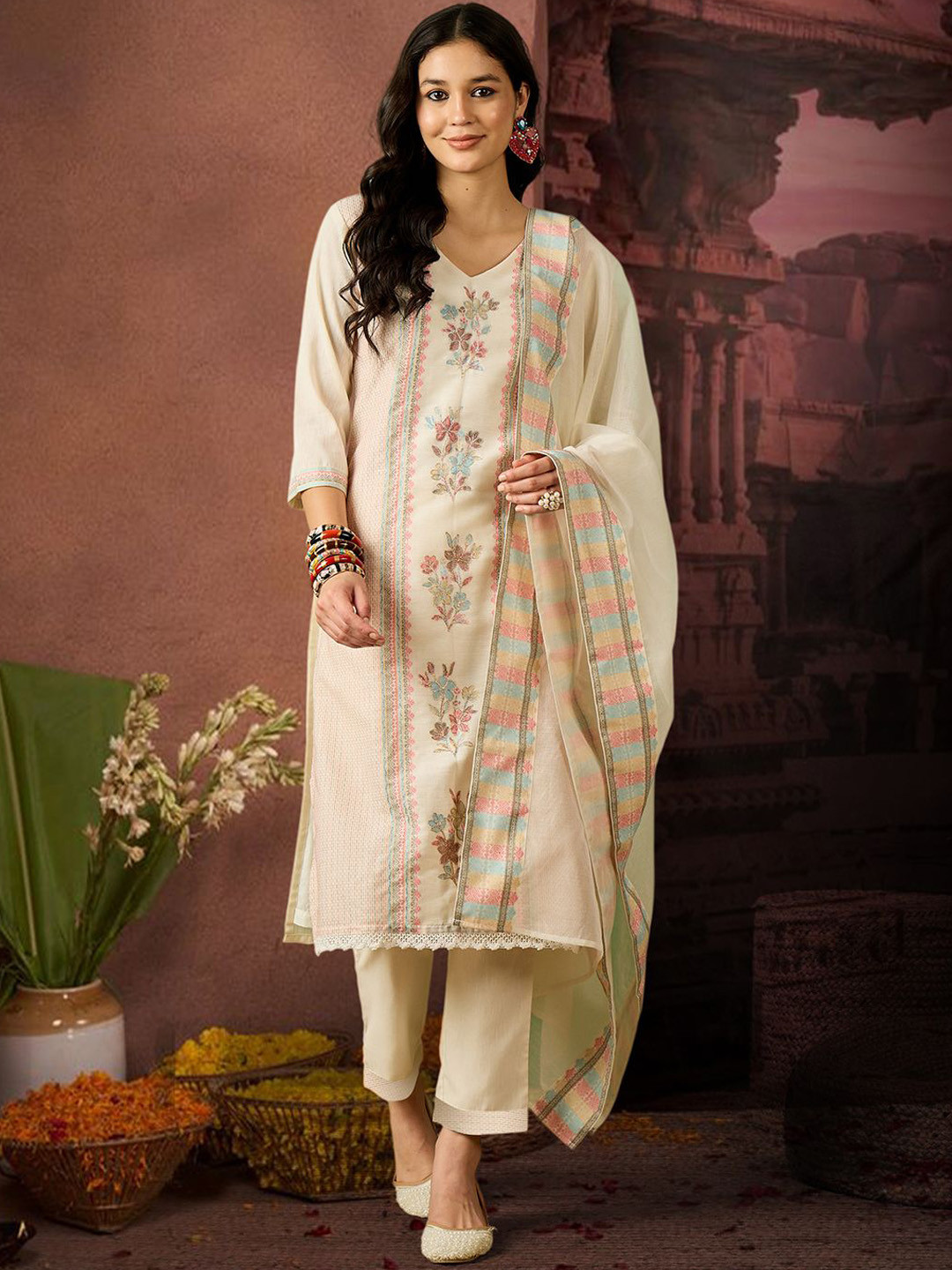

Anouk Floral Printed V-Neck Panelled Thread Work Straight Kurta With Trousers & Dupatta, Off white