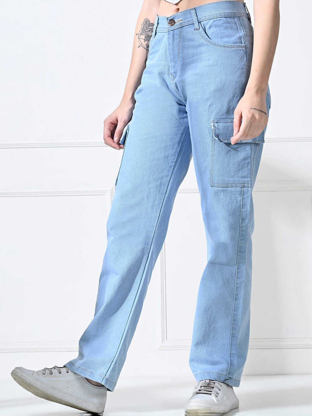 

LINARIA Women Classic Mid-Rise Jeans, Blue