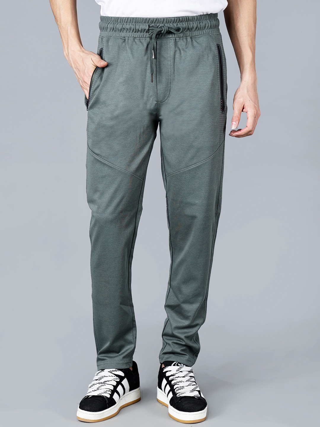 

Fort Collins Men Relaxed-Fit Regular Trousers, Olive