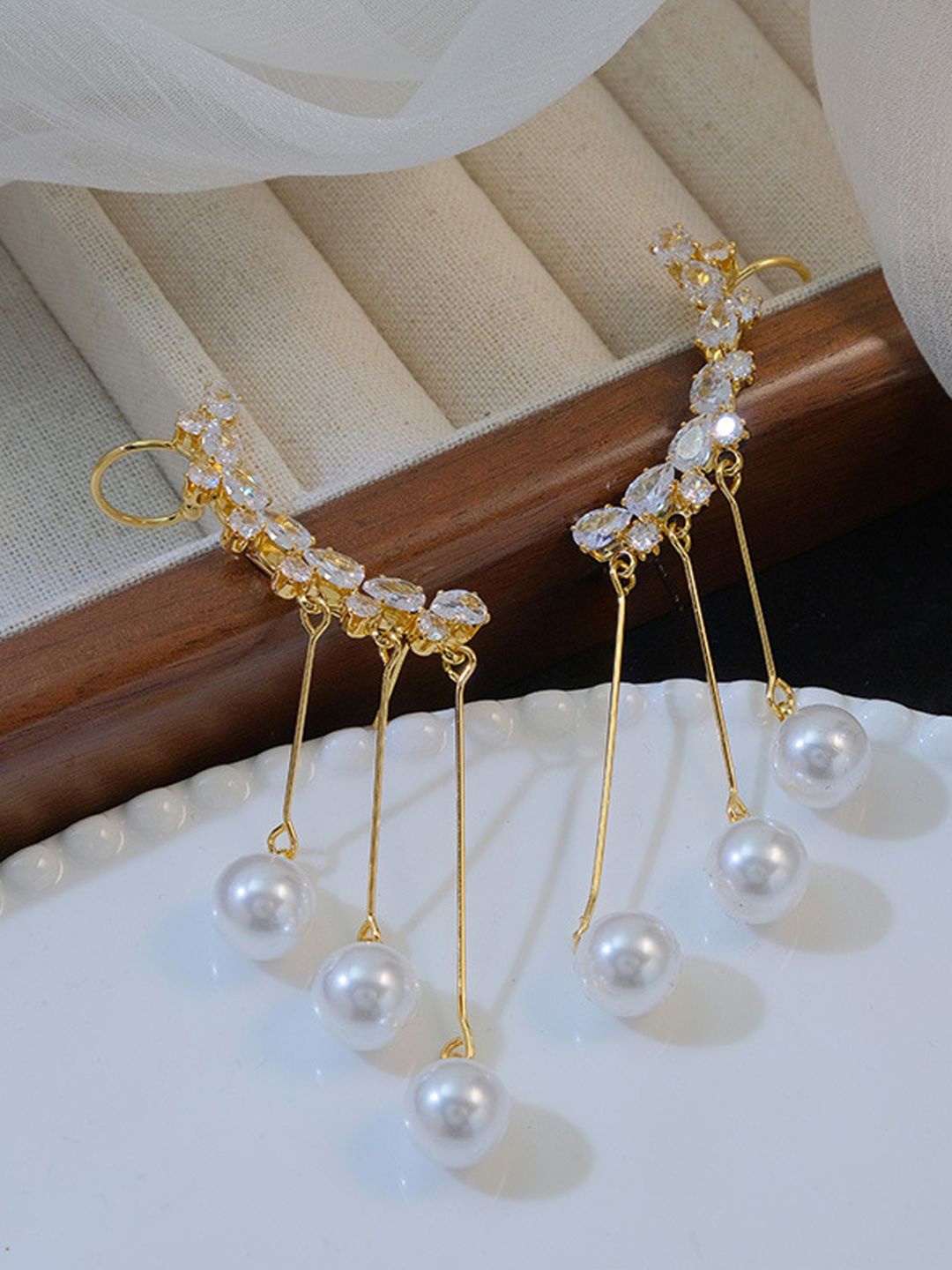 

VAGHBHATT Gold-Plated American Diamond Contemporary Ear Cuff