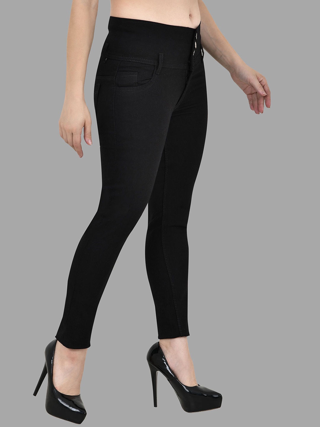 

Linaria Women Classic Skinny Fit Mid-Rise Clean Look Jeans, Black