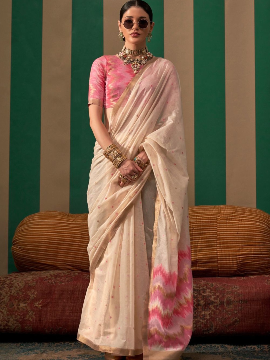

DEVATITHI Beige Woven Design Zari Saree With Blouse Piece