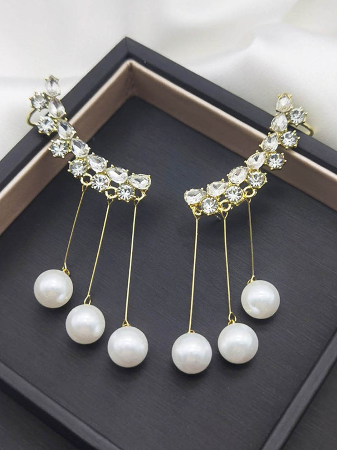 

FIMBUL Gold-Plated American Diamond Contemporary Shaped Korean Ear Cuffs