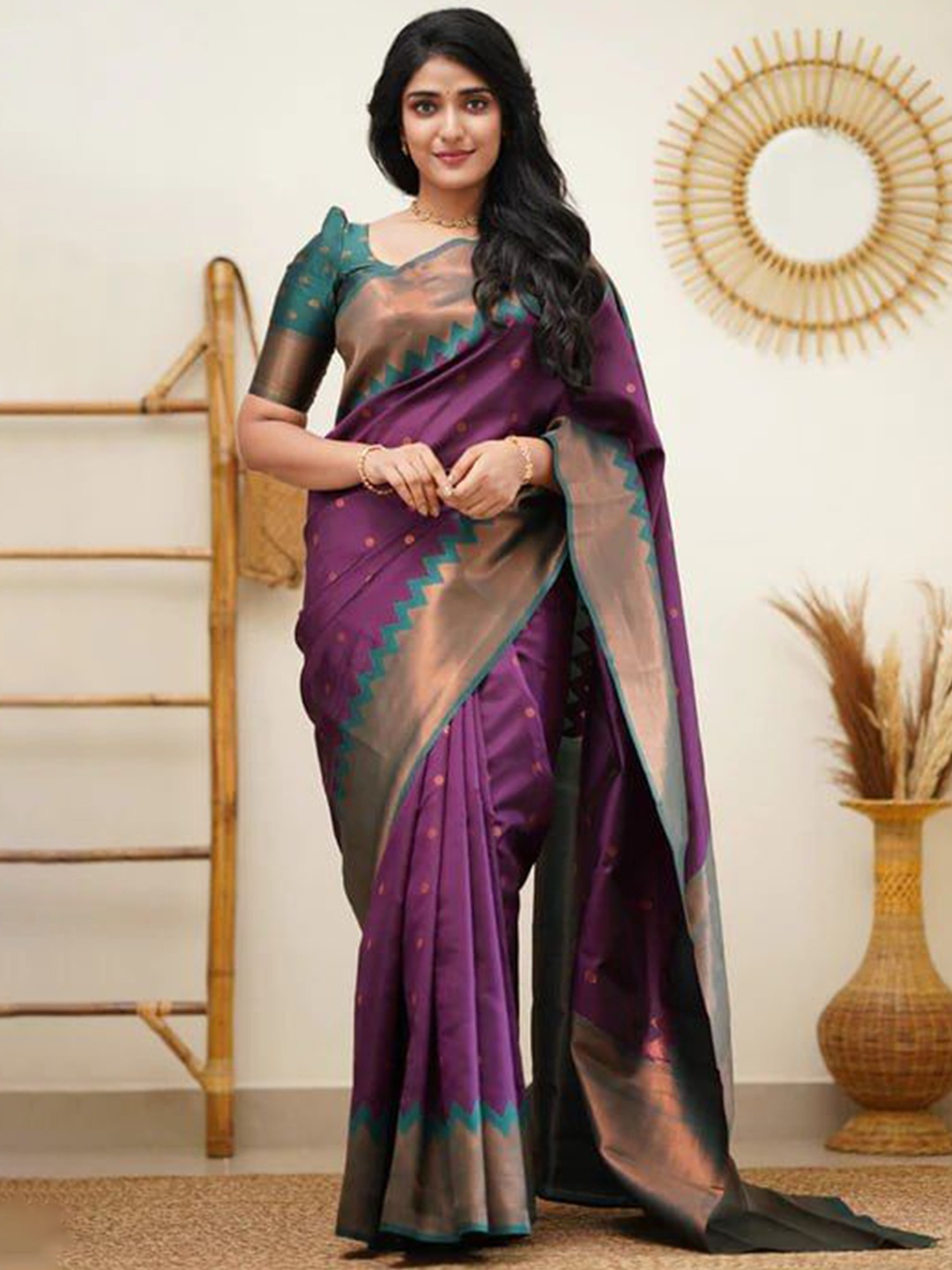 

PAYAL CREATION Woven Design Banarasi Saree, Purple