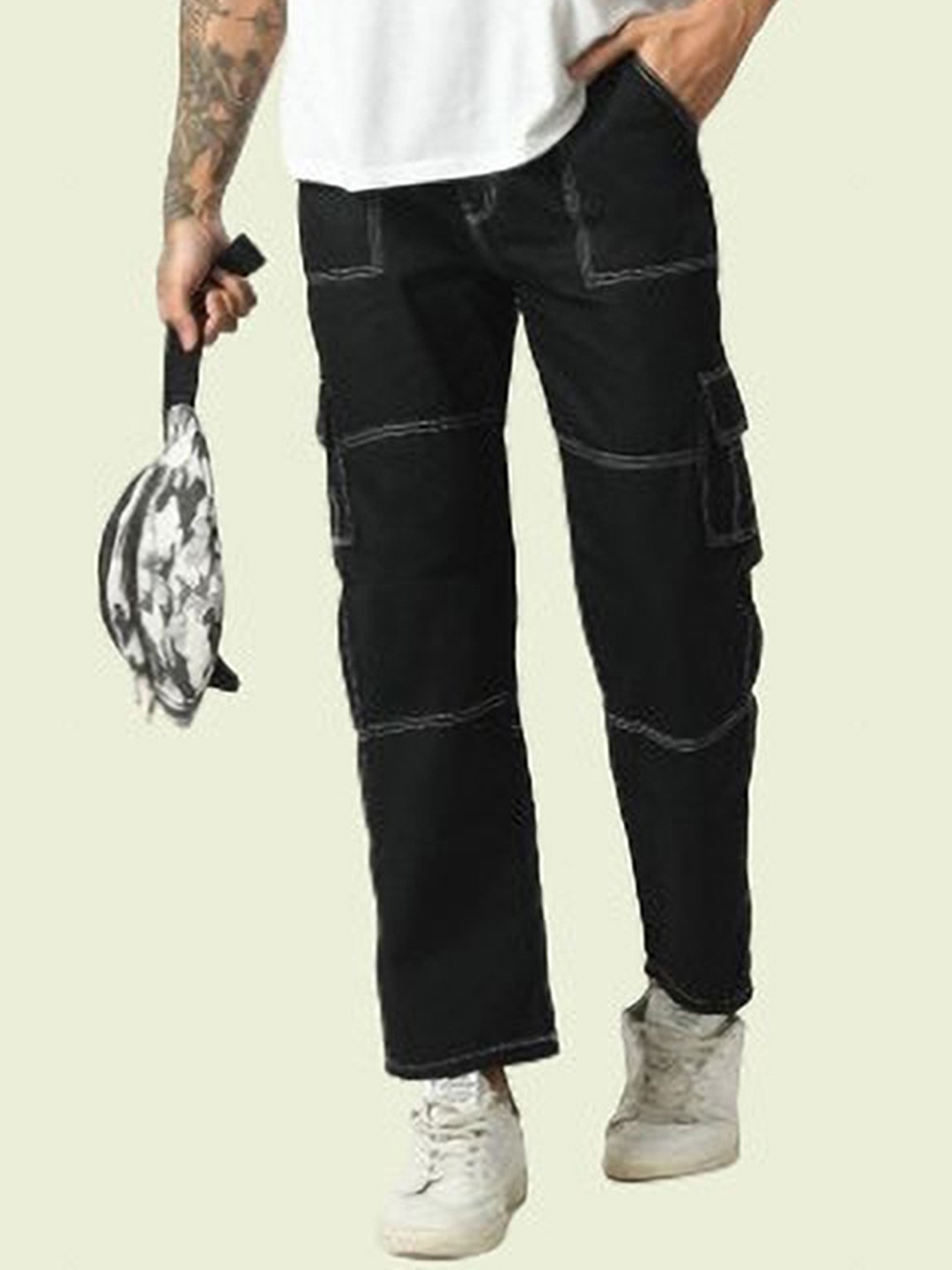 

LINARIA Men Classic Regular Fit Mid-Rise Jeans, Black