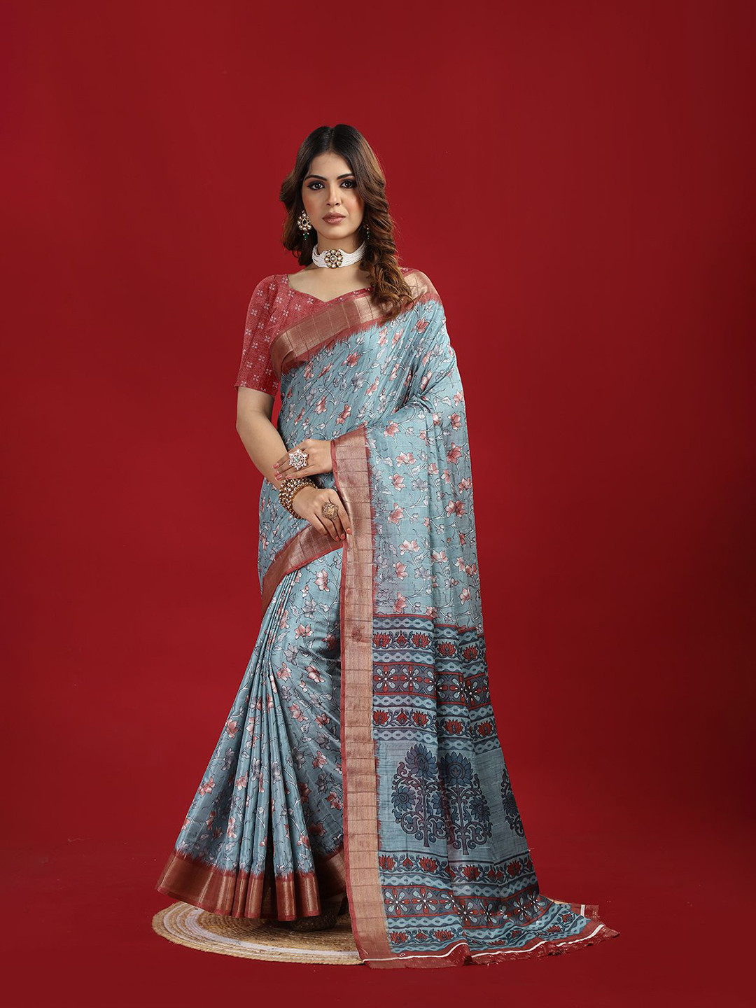

VIRENDRA TEXTILES Ethnic Motifs Printed Saree With Blouse Piece, Blue
