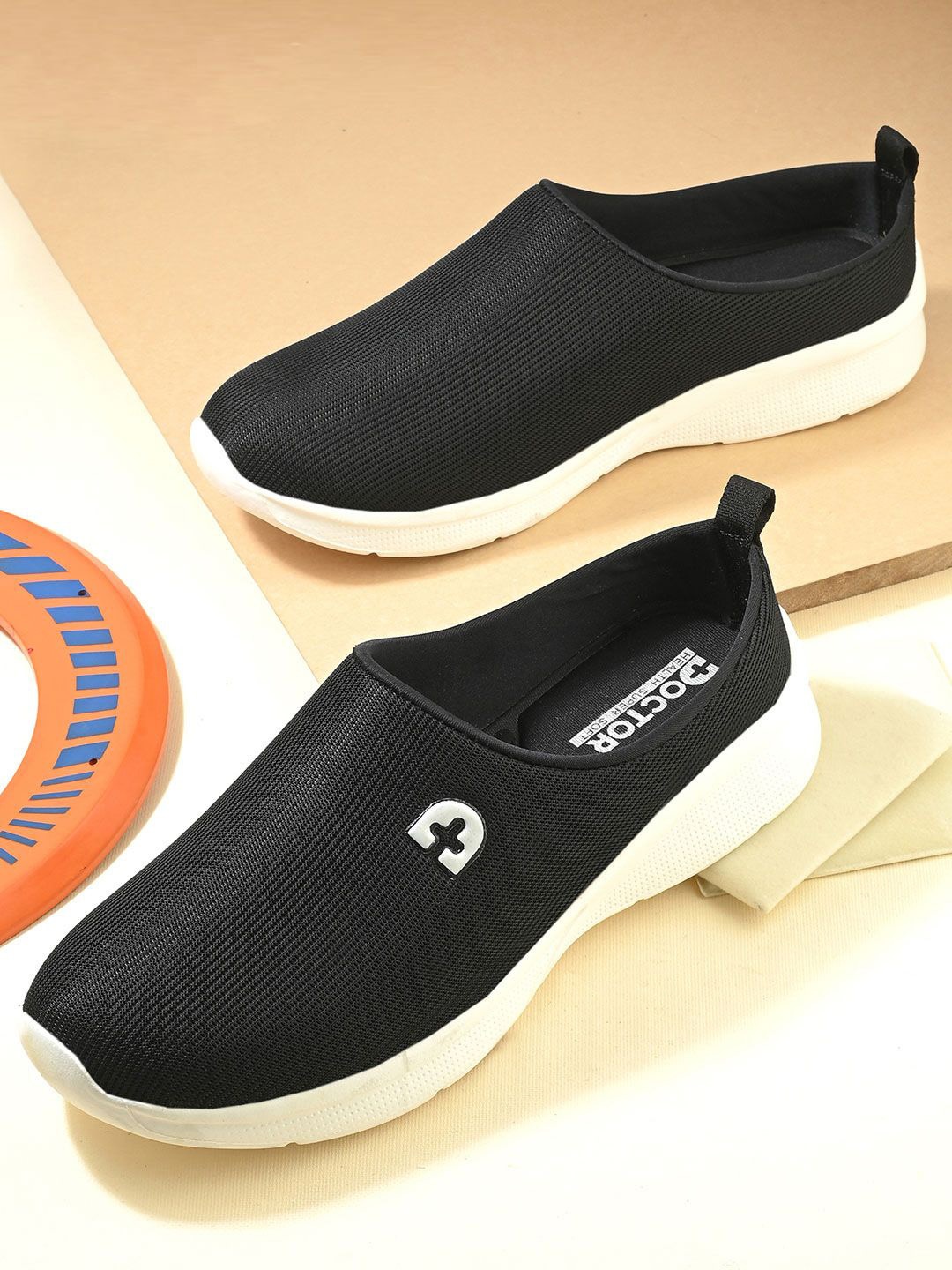

SOSU Men Round Toe Slip-On Sneakers, Black
