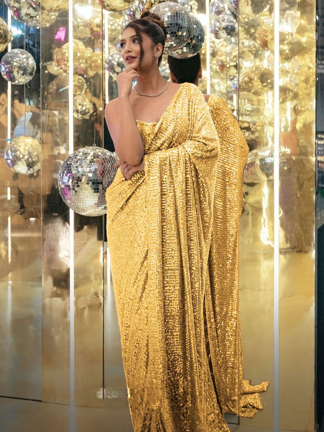 

MADHUR HAND WORK ART Embellished Sequinned Poly Georgette Heavy Work Saree, Gold