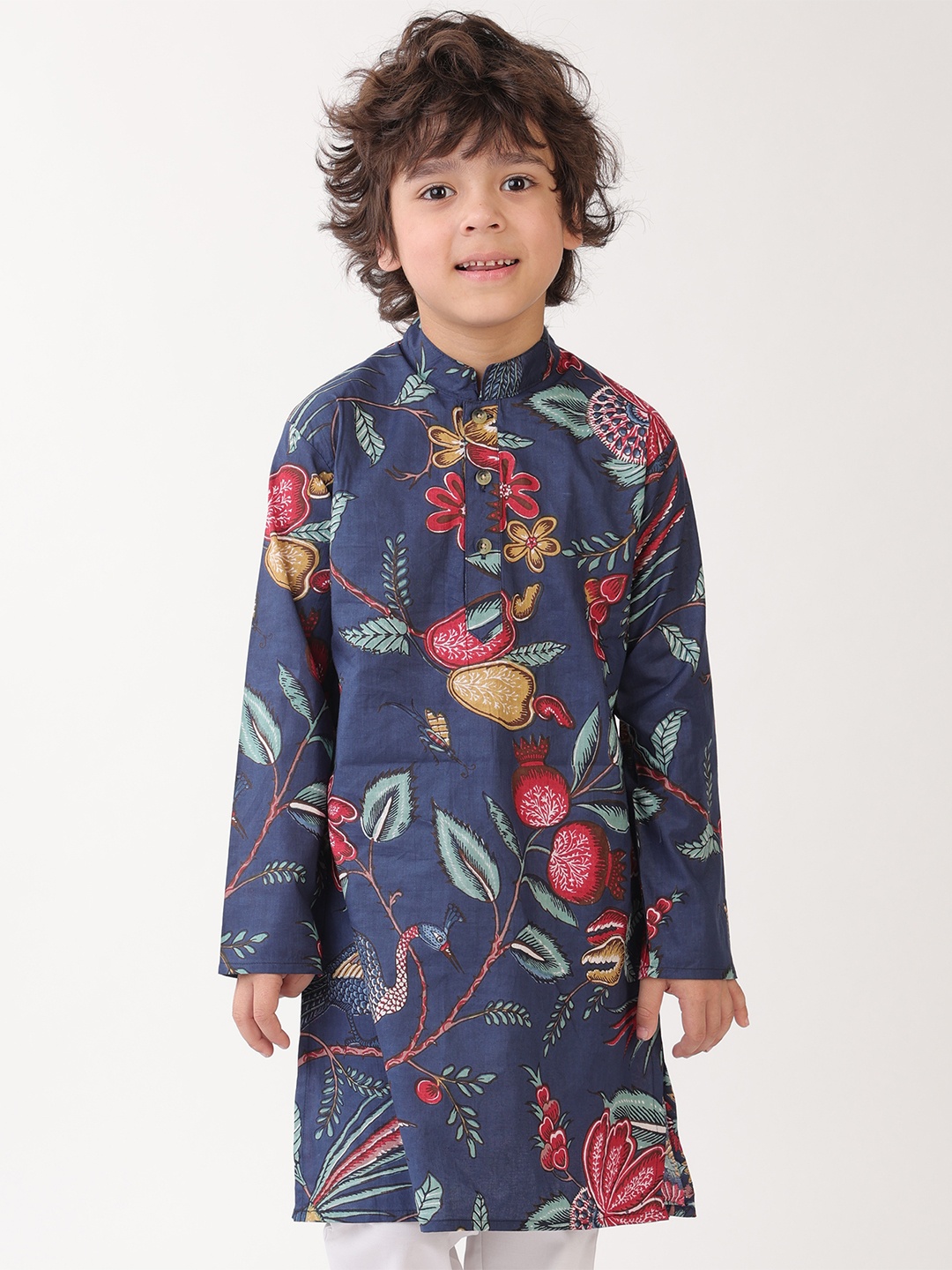 

Anthrilo Boys Abstract Printed Pure Cotton Straight Kurta, Navy blue