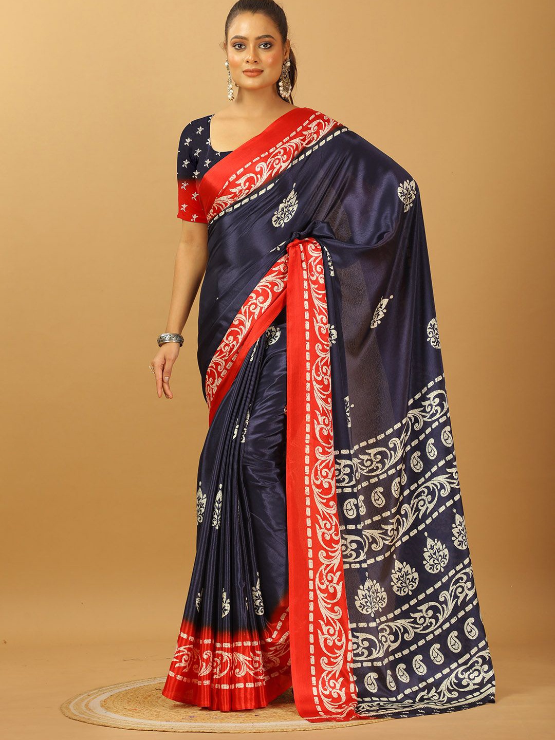 

VIRENDRA TEXTILES Ethnic Motifs Printed Pure Crepe Saree, Navy blue