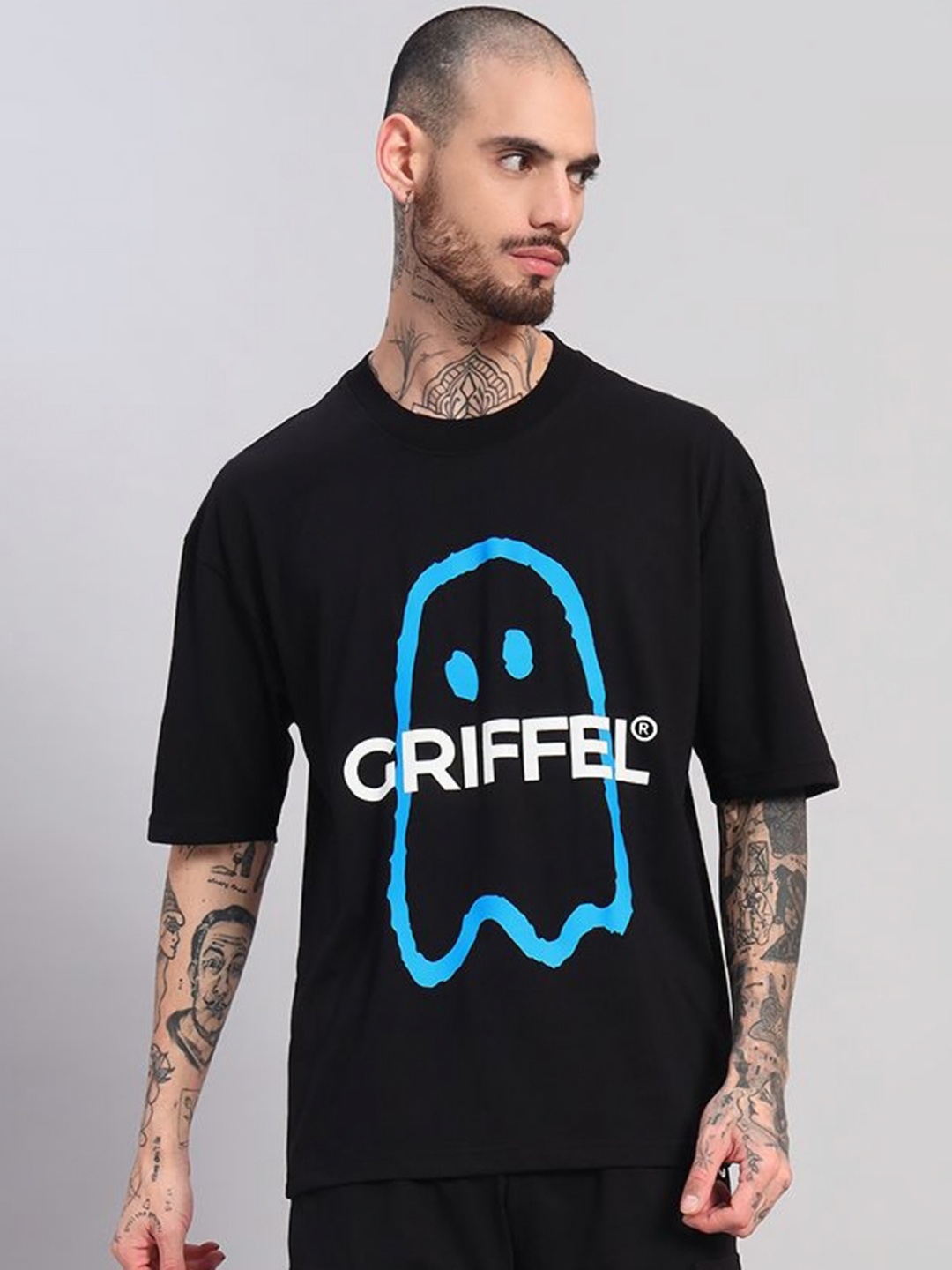 

GRIFFEL Men Printed Drop-Shoulder Sleeves Ultralite T-shirt, Black
