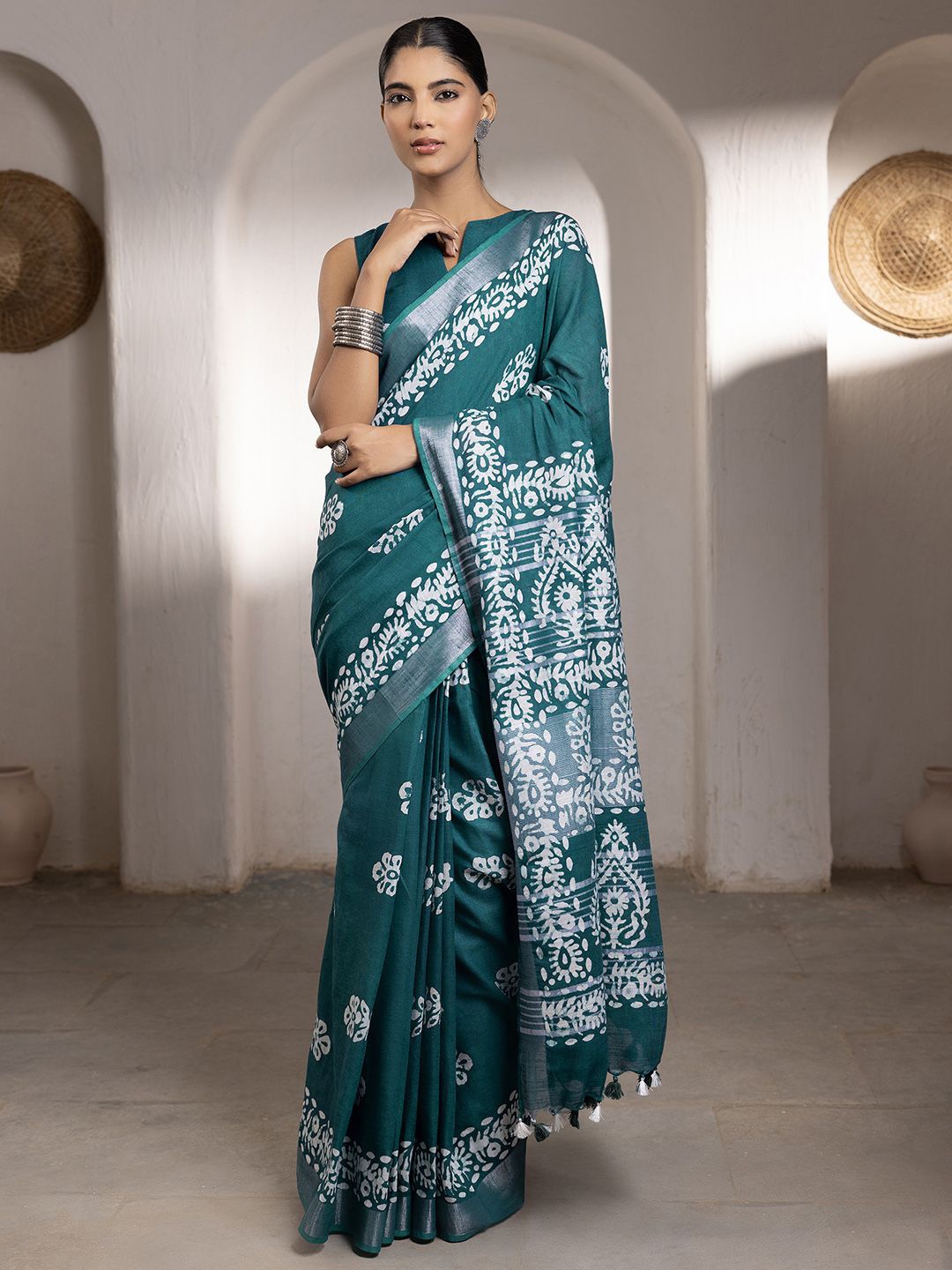 

Soch Batik Linen Blend Saree, Teal