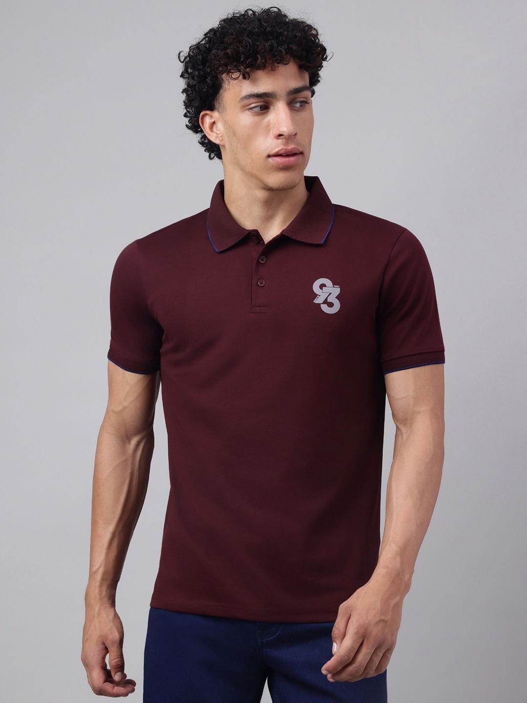 

Richlook Men Polo Collar Applique T-shirt, Maroon