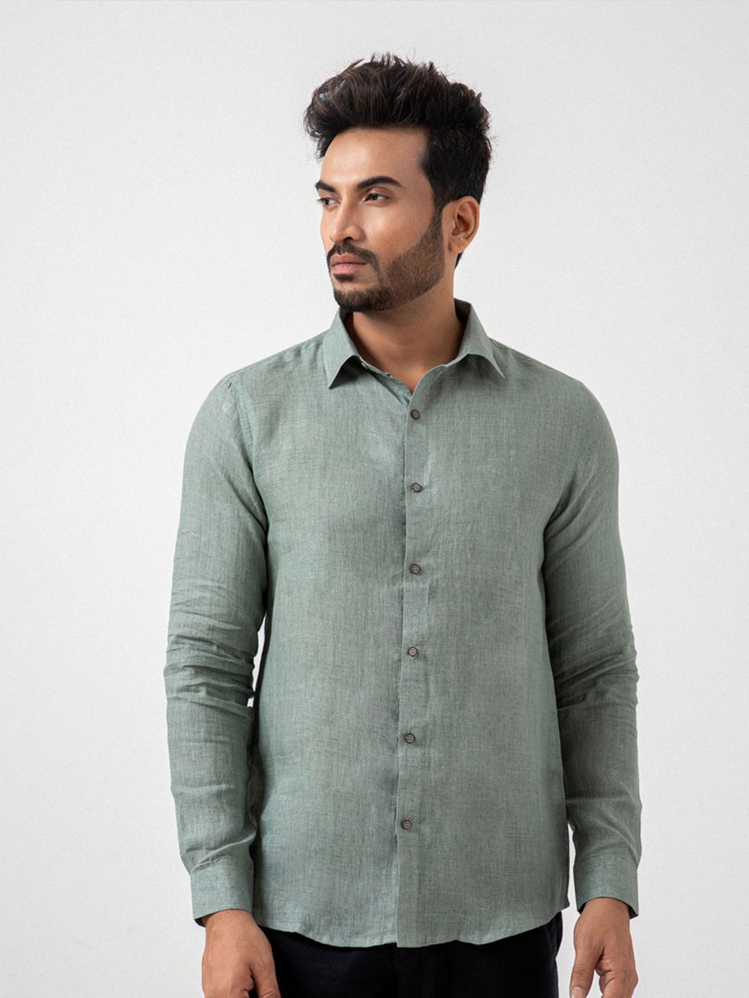 

TRYBEST Men Modern Fit Spread Collar Solid Cotton Casual Shirt, Sea green