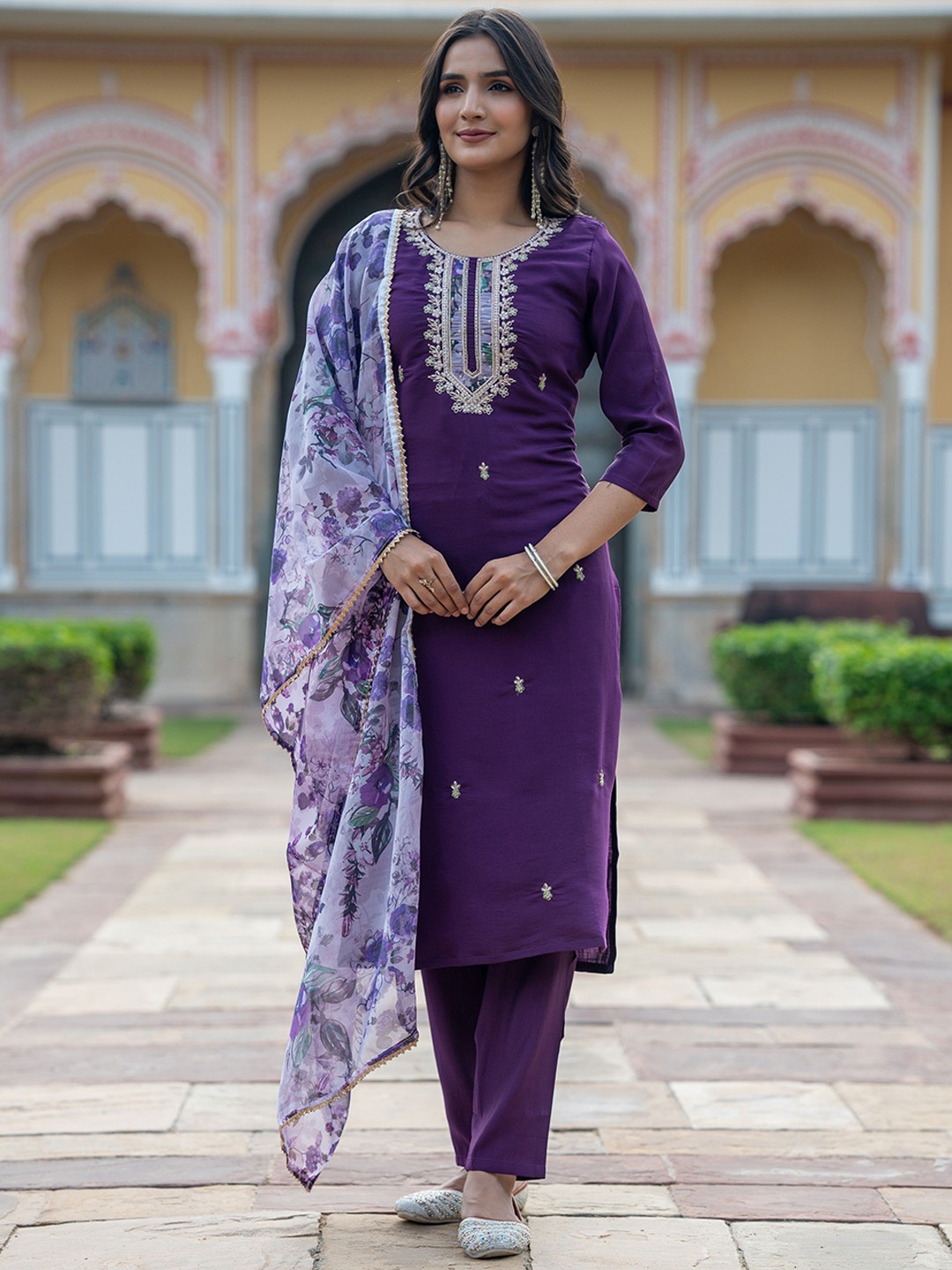 

Anouk Floral Yoke Design Sequinned Chanderi Silk Straight Kurta With Trousers & Dupatta, Purple