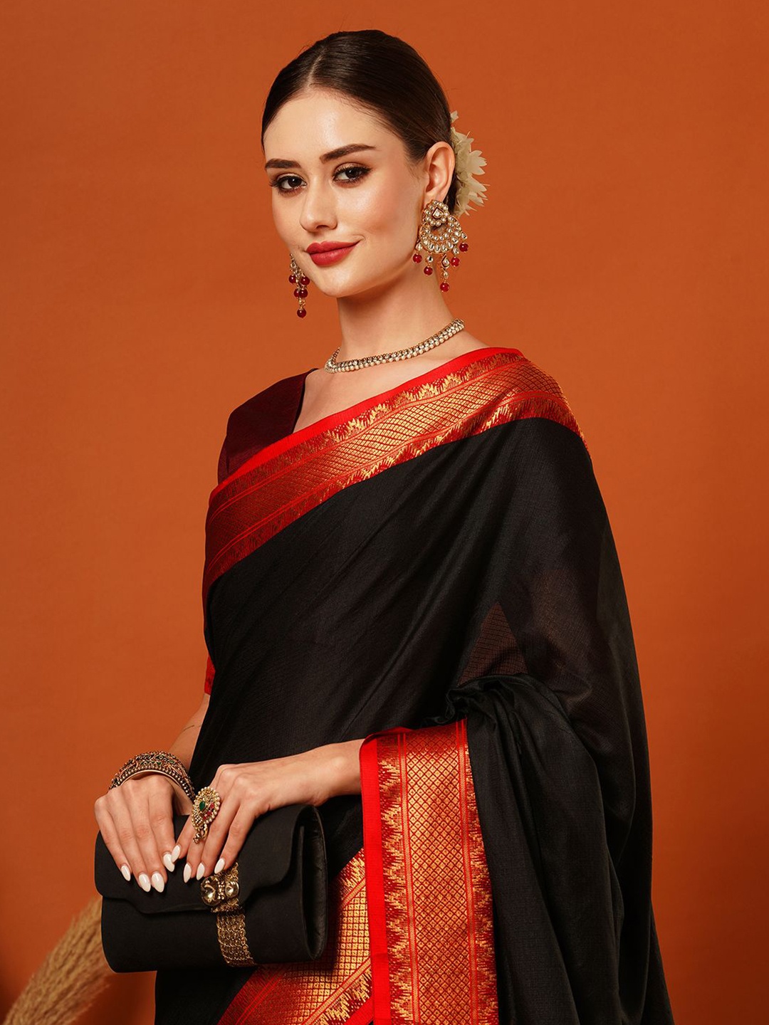 

yourwish Zari Mysore Silk Saree, Black
