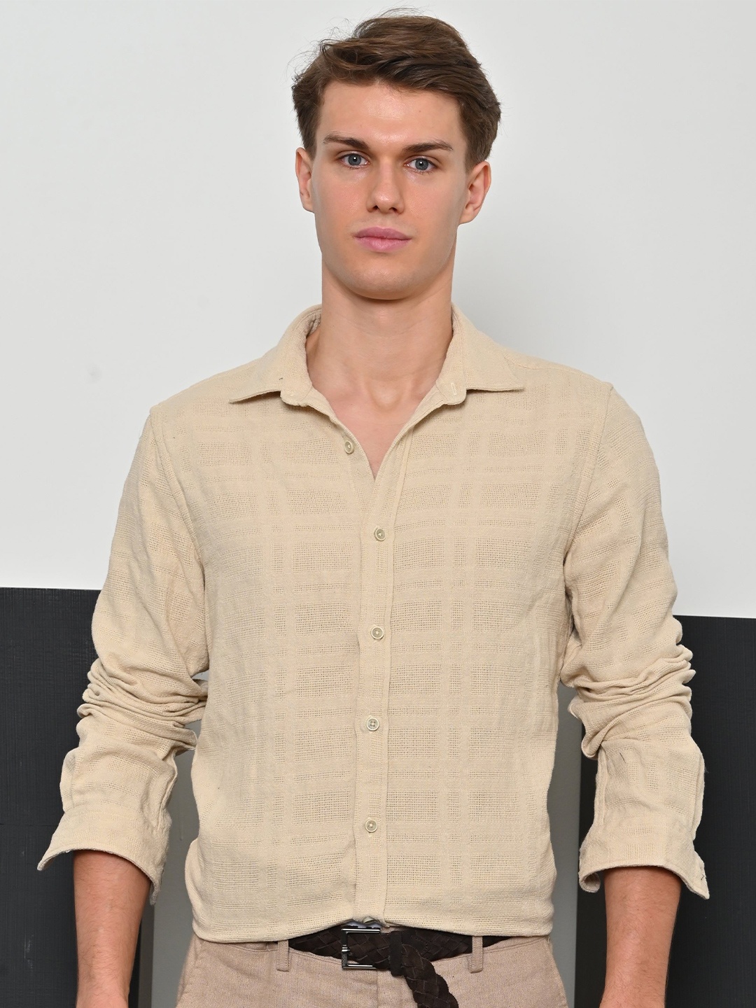 

POE Men Slim Fit Spread Collar Textured Cotton Casual Shirt, Beige