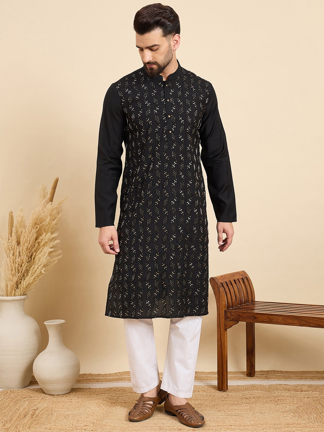

HERE&NOW Ethnic Motifs Embroidered Sequinned Mandarin Collar Straight Kurta, Black
