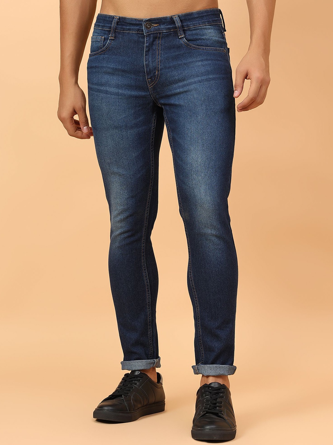 

Mast & Harbour Men Micheal Slim Fit Low-Rise Light Fade Stretchable Jeans, Navy blue