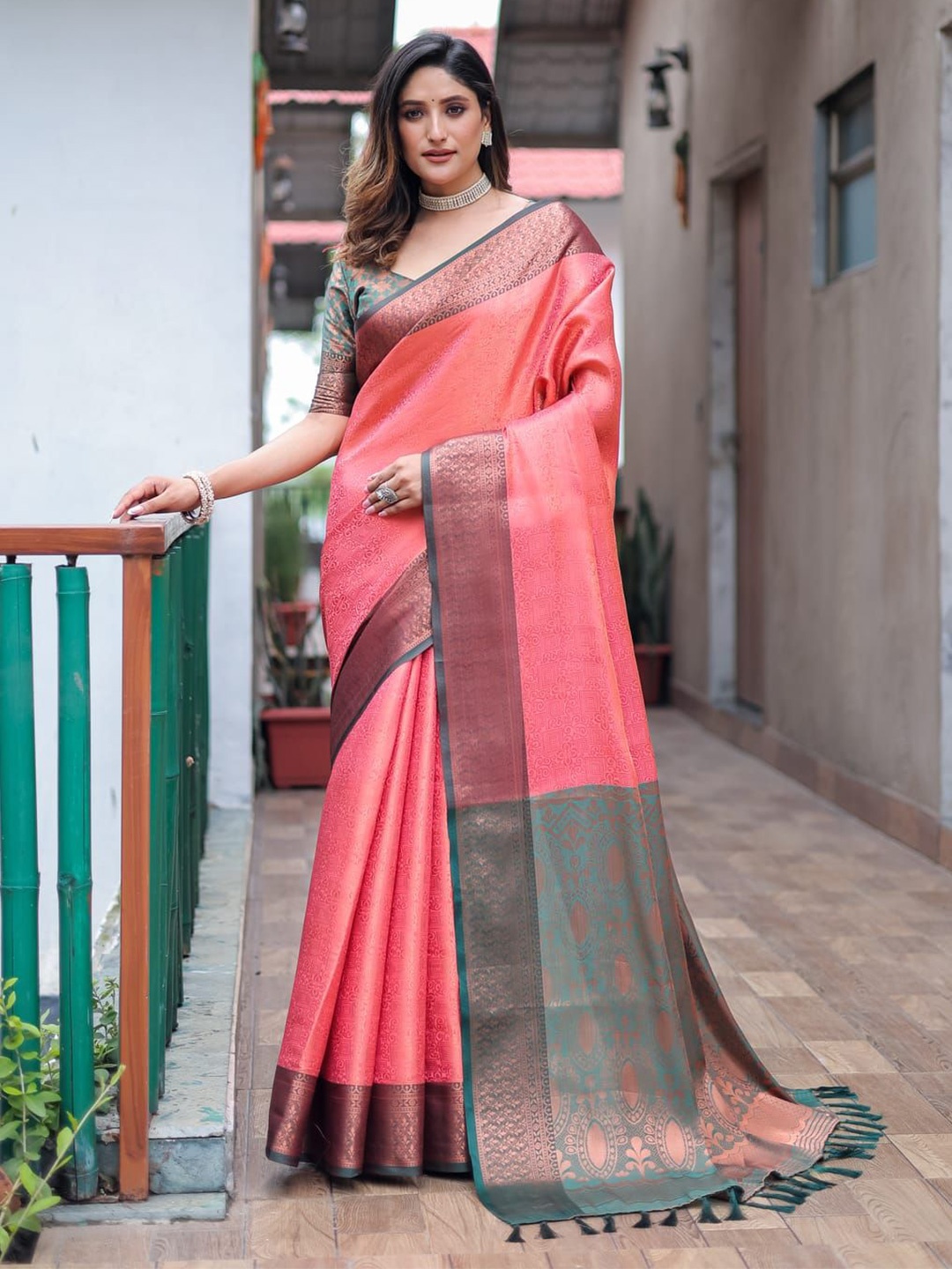 

House of Pataudi Ethnic Motifs Woven Design Zari Kanjeevaram Saree, Pink