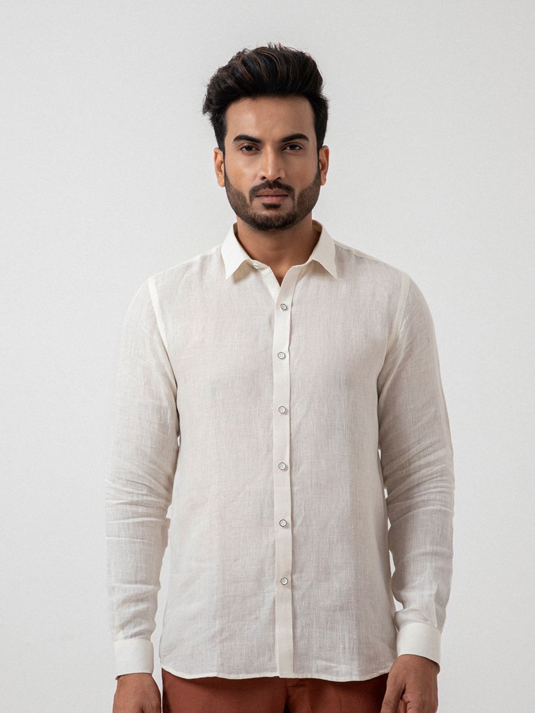 

TRYBEST Men Modern Fit Spread Collar Solid Cotton Casual Shirt, White