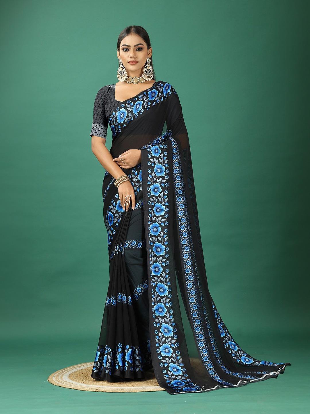 

VIRENDRA TEXTILES Floral Pure Georgette Saree, Blue