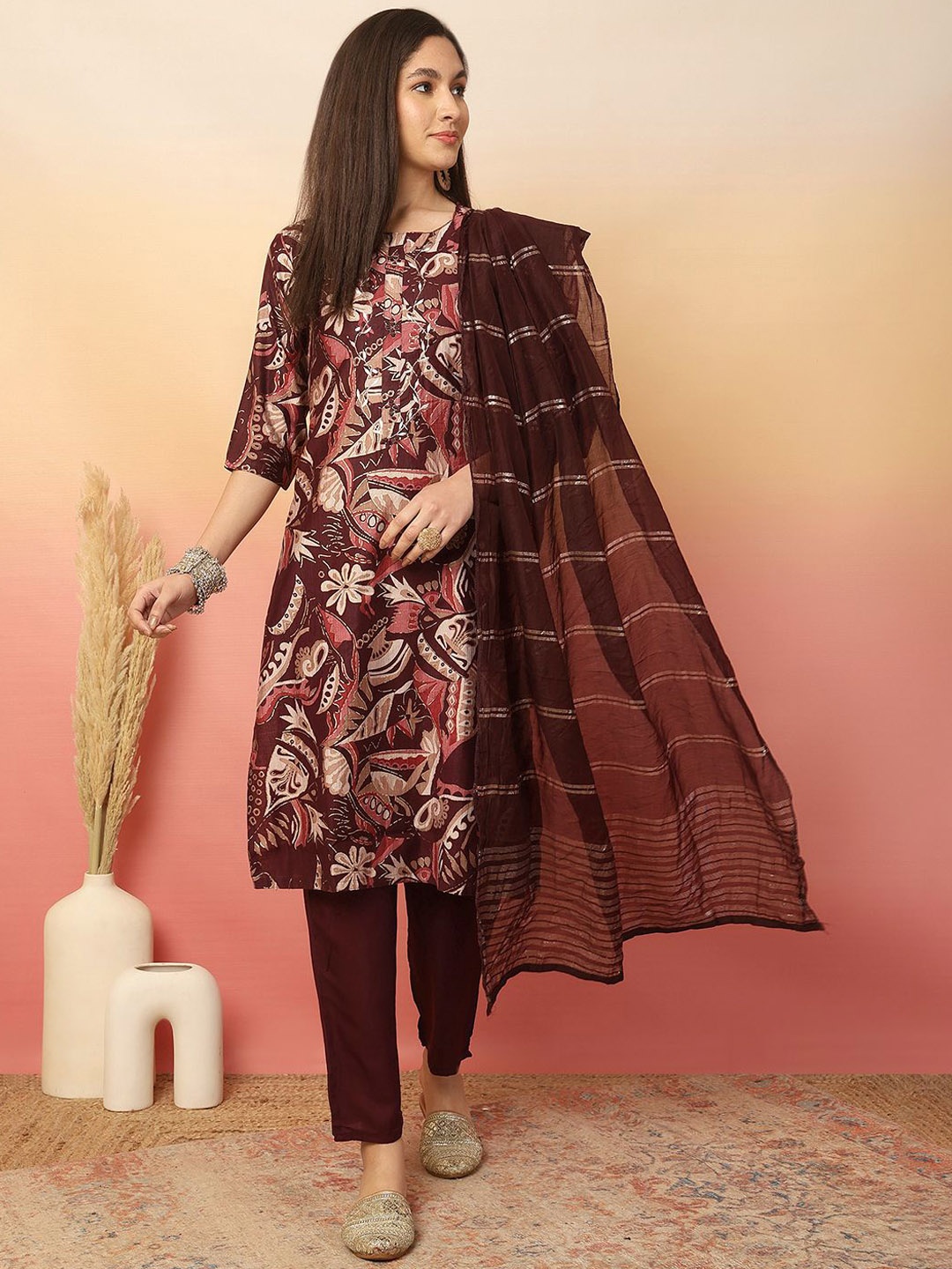 

Sangria Yoke Embroiderd Round Neck Straight Kurta With Trouser & Dupatta, Maroon